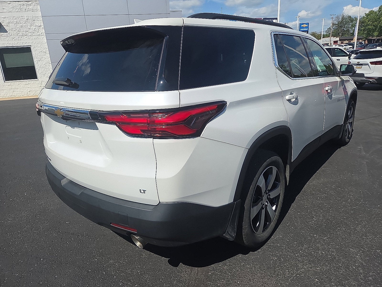 2023 Chevrolet Traverse LT Leather AWD