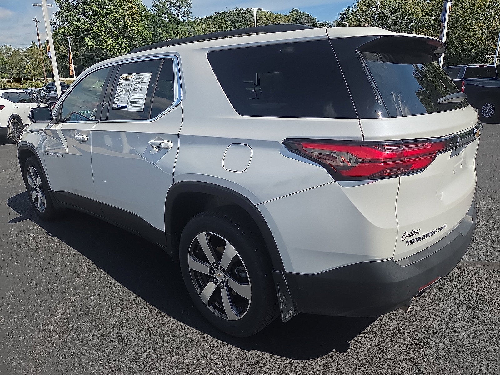 2023 Chevrolet Traverse LT Leather AWD