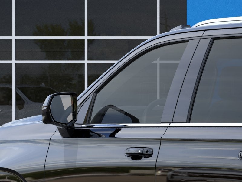 2026 Chevrolet Suburban LT 4WD