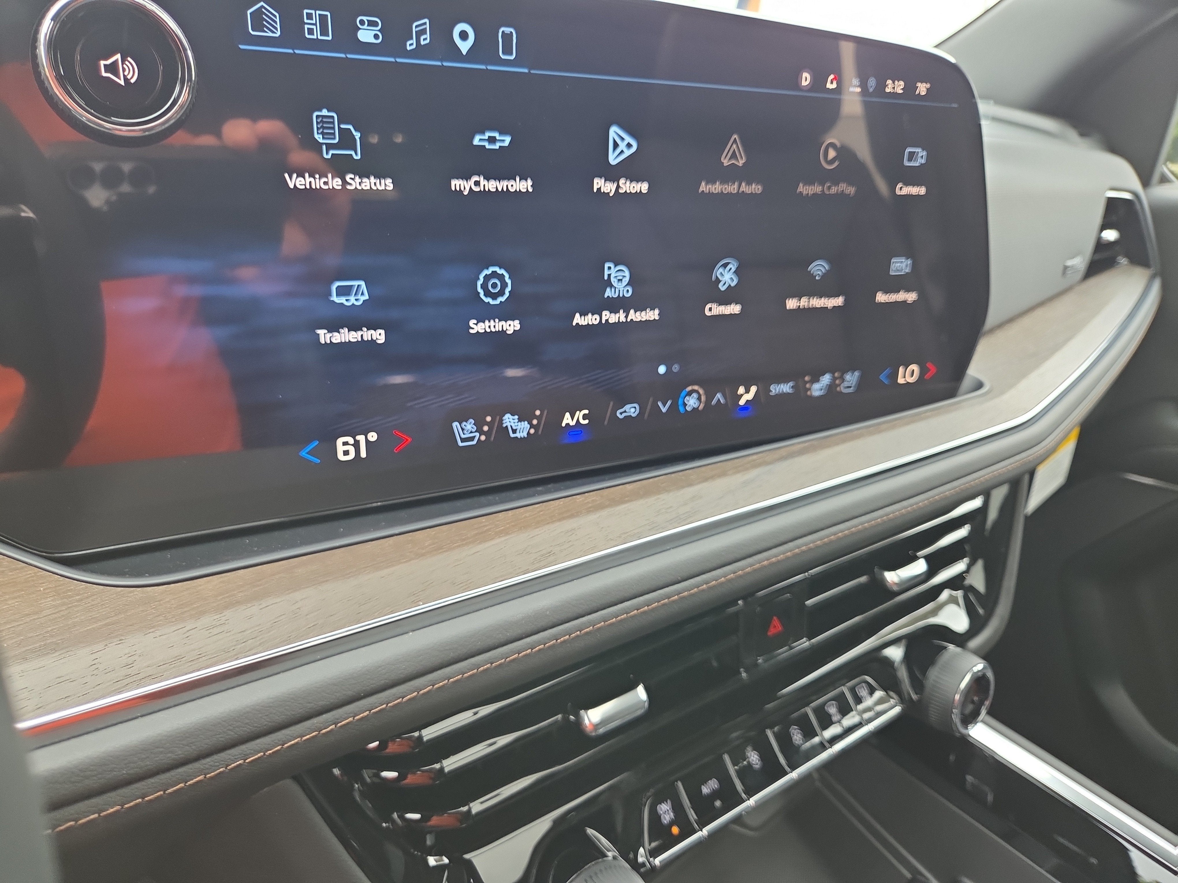 2026 Chevrolet Suburban High Country 4WD