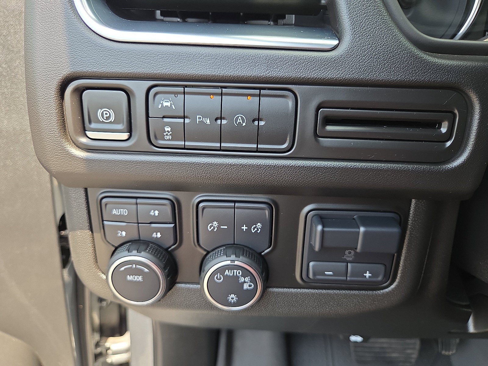 2024 Chevrolet Tahoe LS 4WD