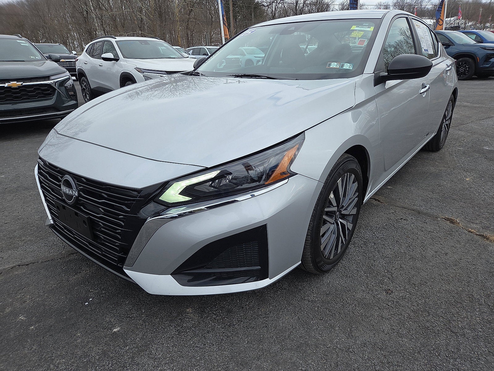 2025 Nissan Altima SV FWD