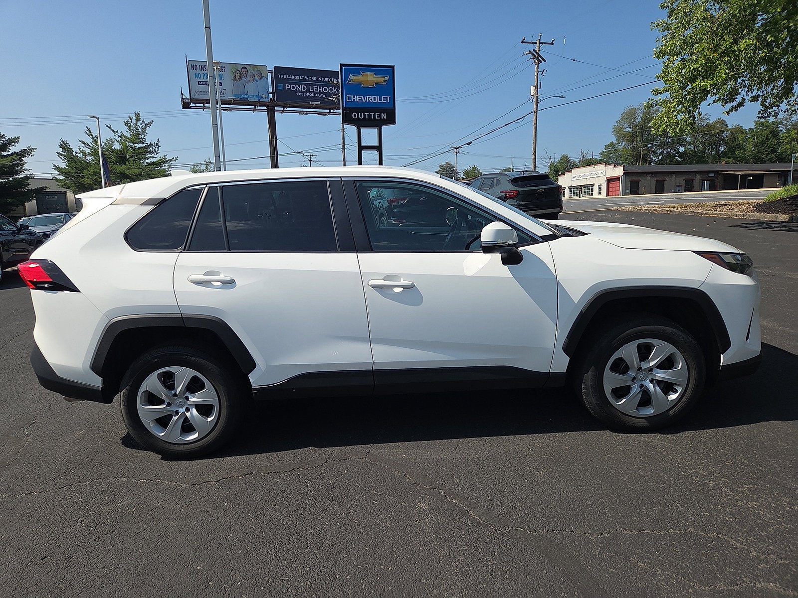 2023 Toyota RAV4 LE AWD