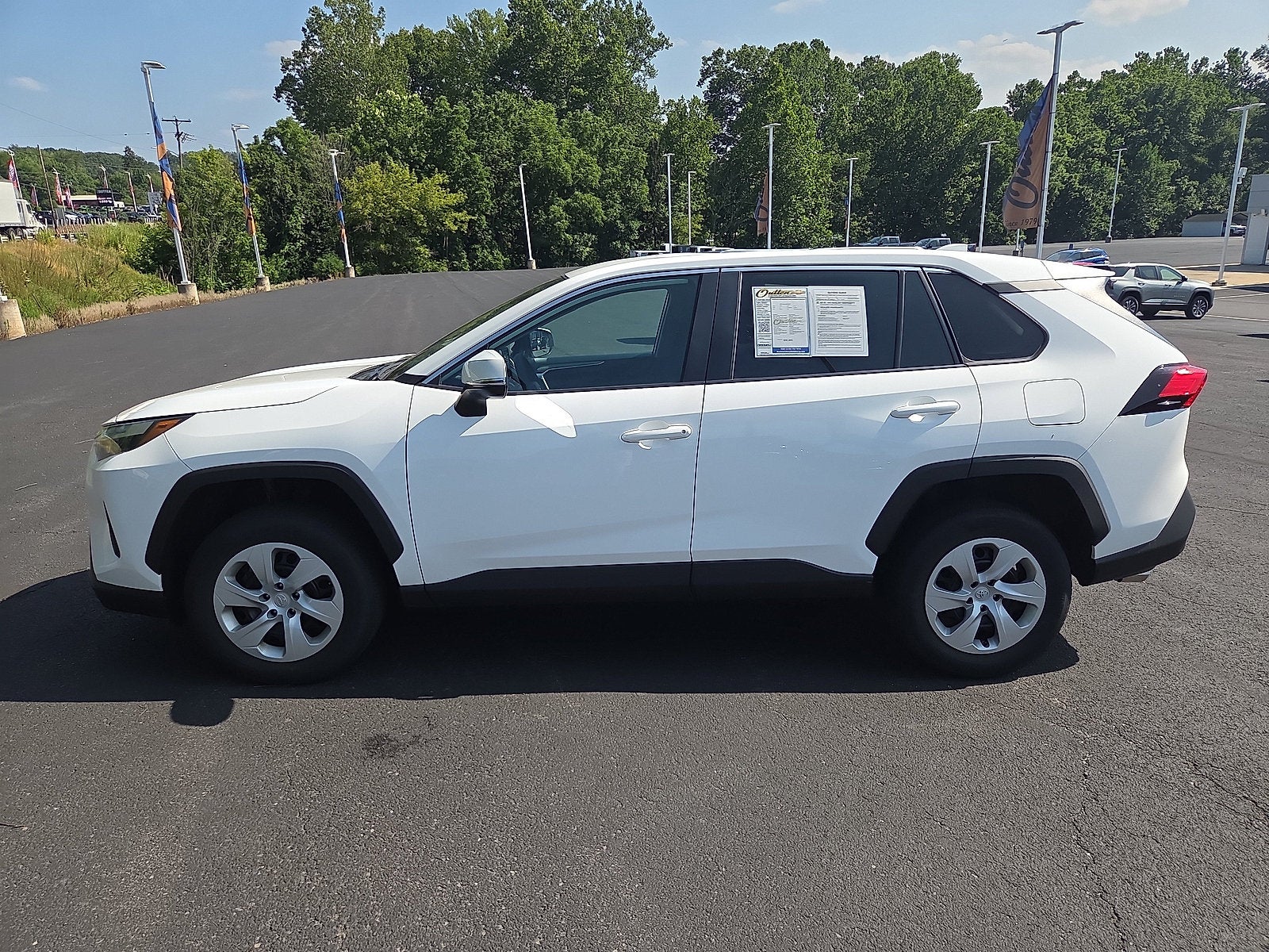 2023 Toyota RAV4 LE AWD