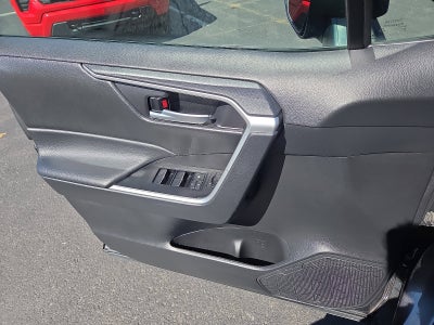 2025 Toyota RAV4 XLE AWD