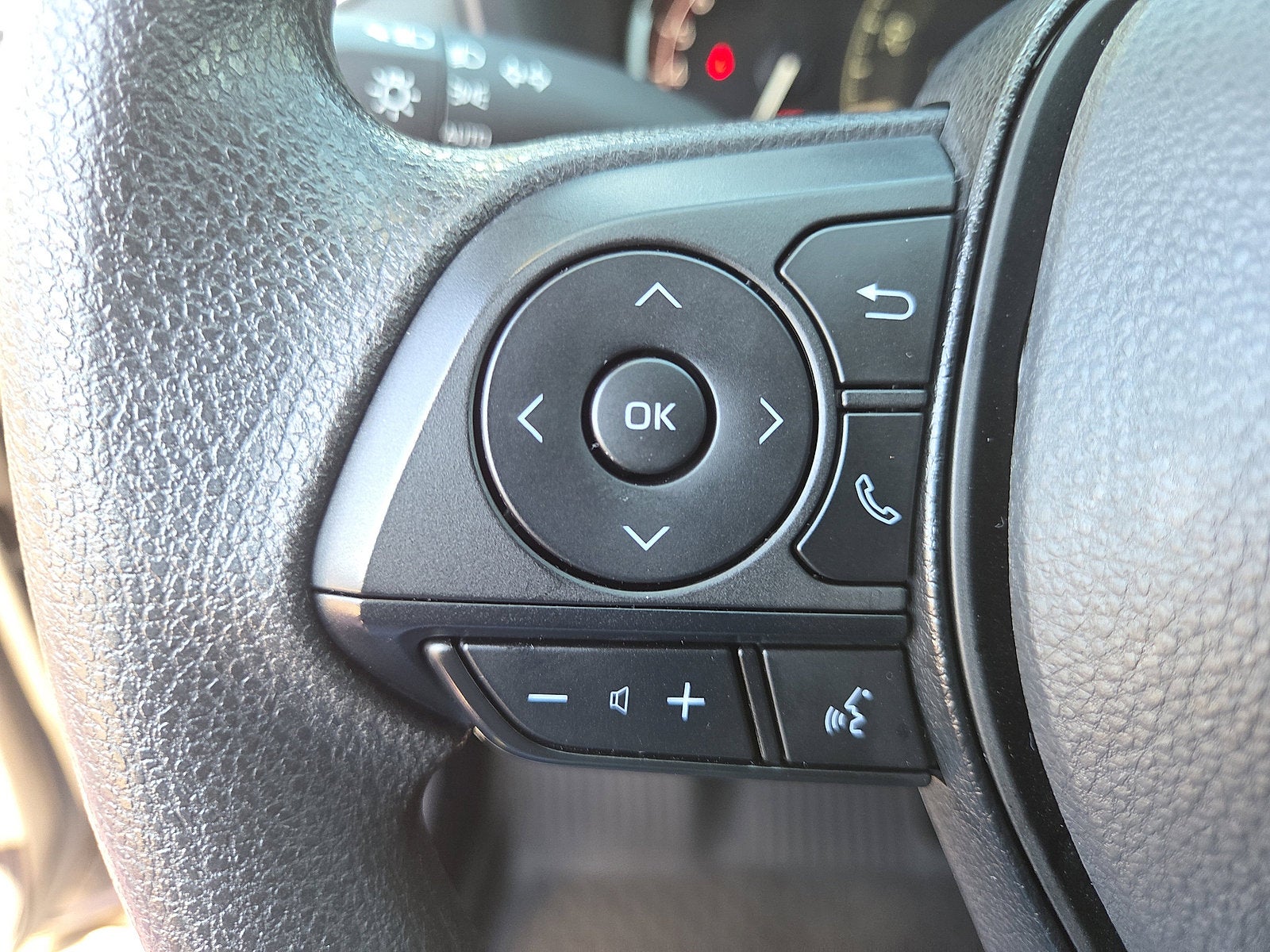 2025 Toyota RAV4 XLE AWD