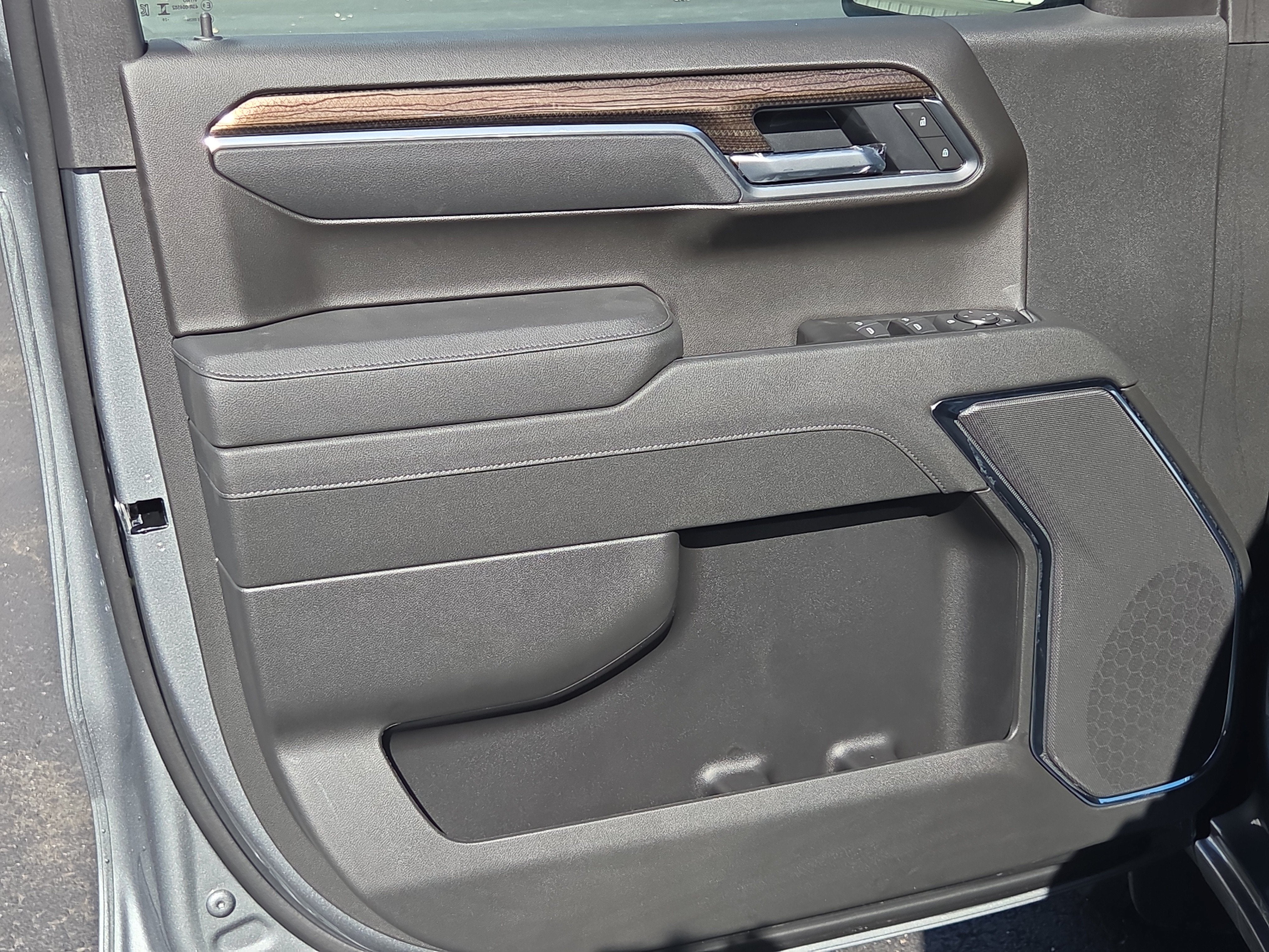 2026 Chevrolet Silverado 1500 LT (2FL) 4WD