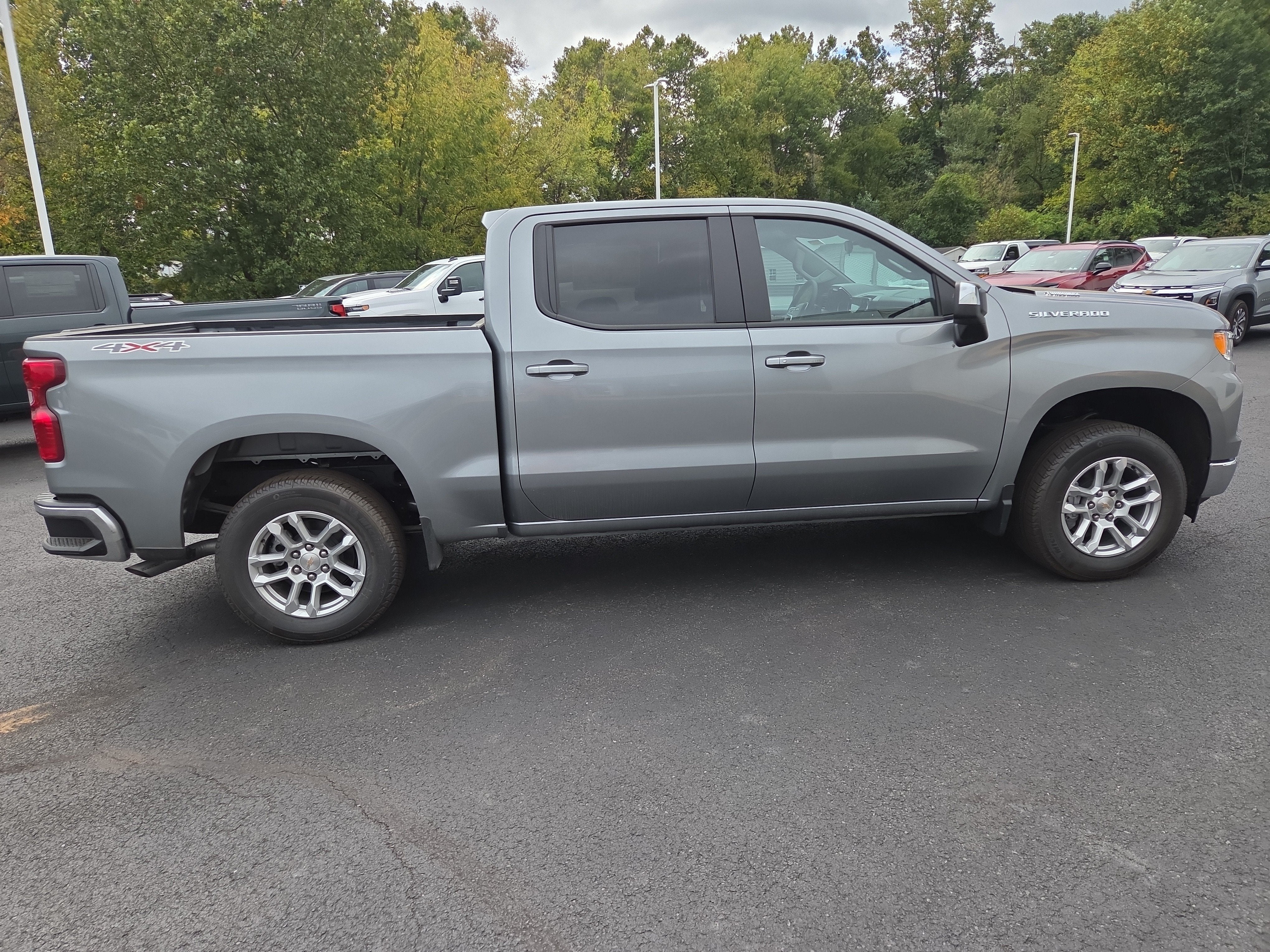 2026 Chevrolet Silverado 1500 LT (2FL) 4WD