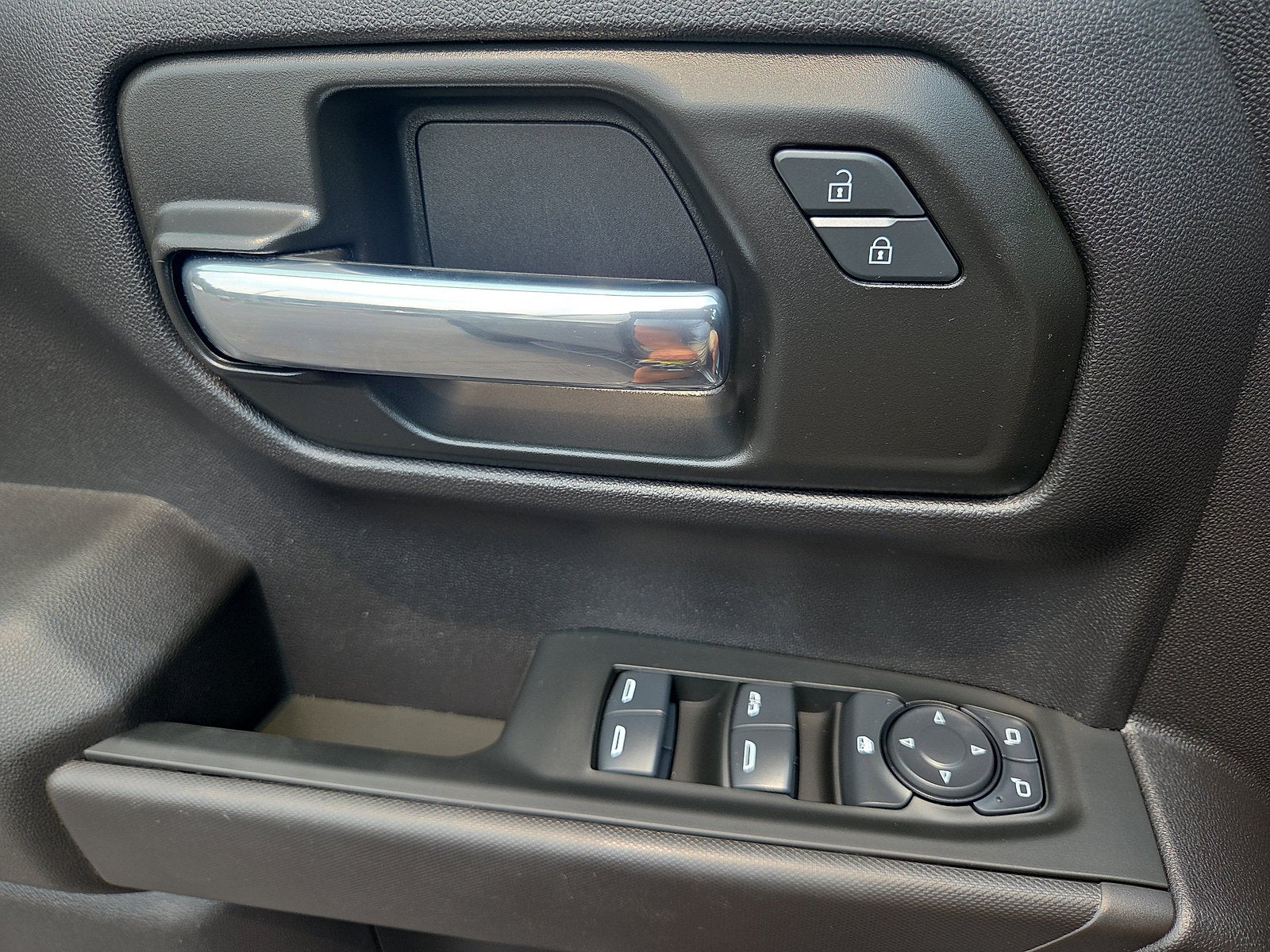 2024 Chevrolet Silverado 1500 Custom Trail Boss 4WD