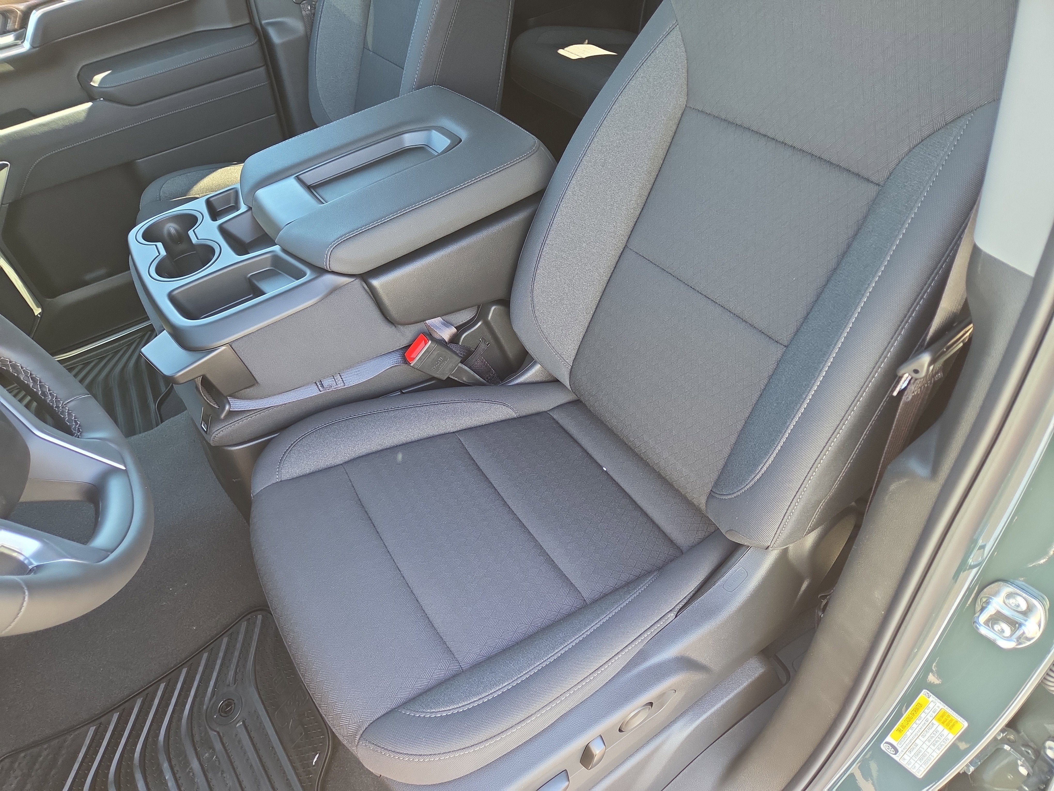 2026 Chevrolet Silverado 1500 LT 4WD