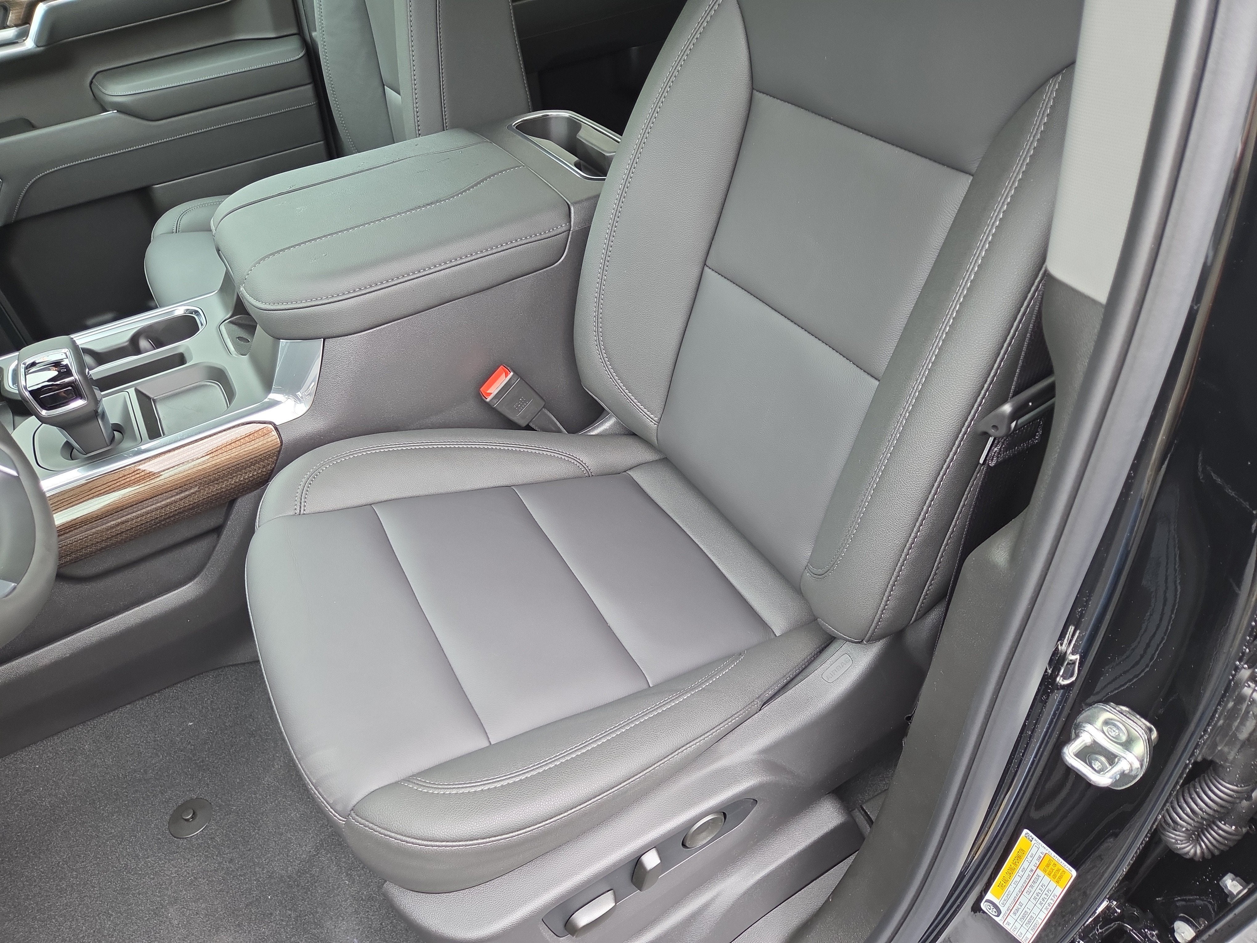 2026 Chevrolet Silverado 1500 LT Trail Boss 4WD