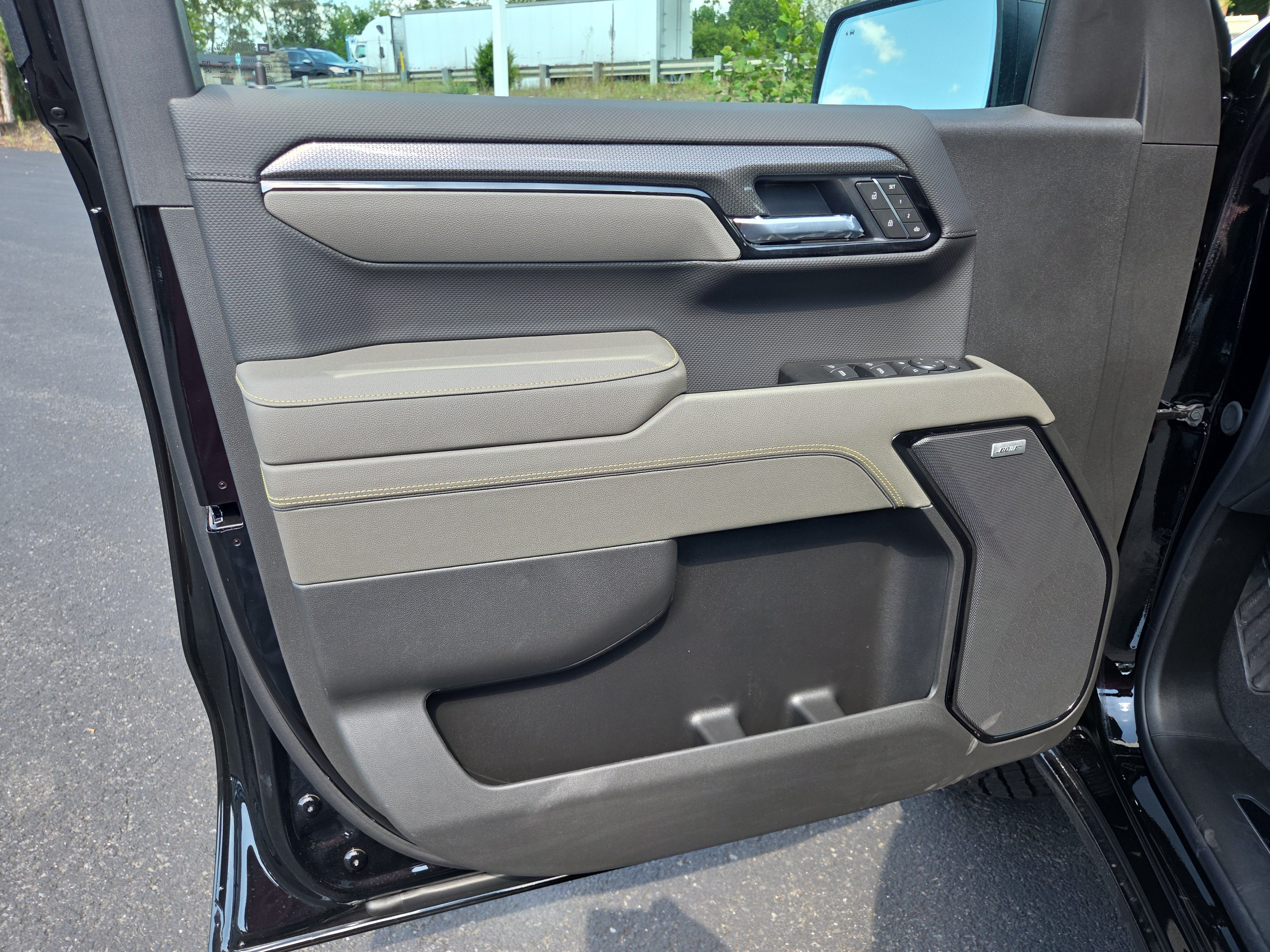 2026 Chevrolet Silverado 1500 ZR2 4WD