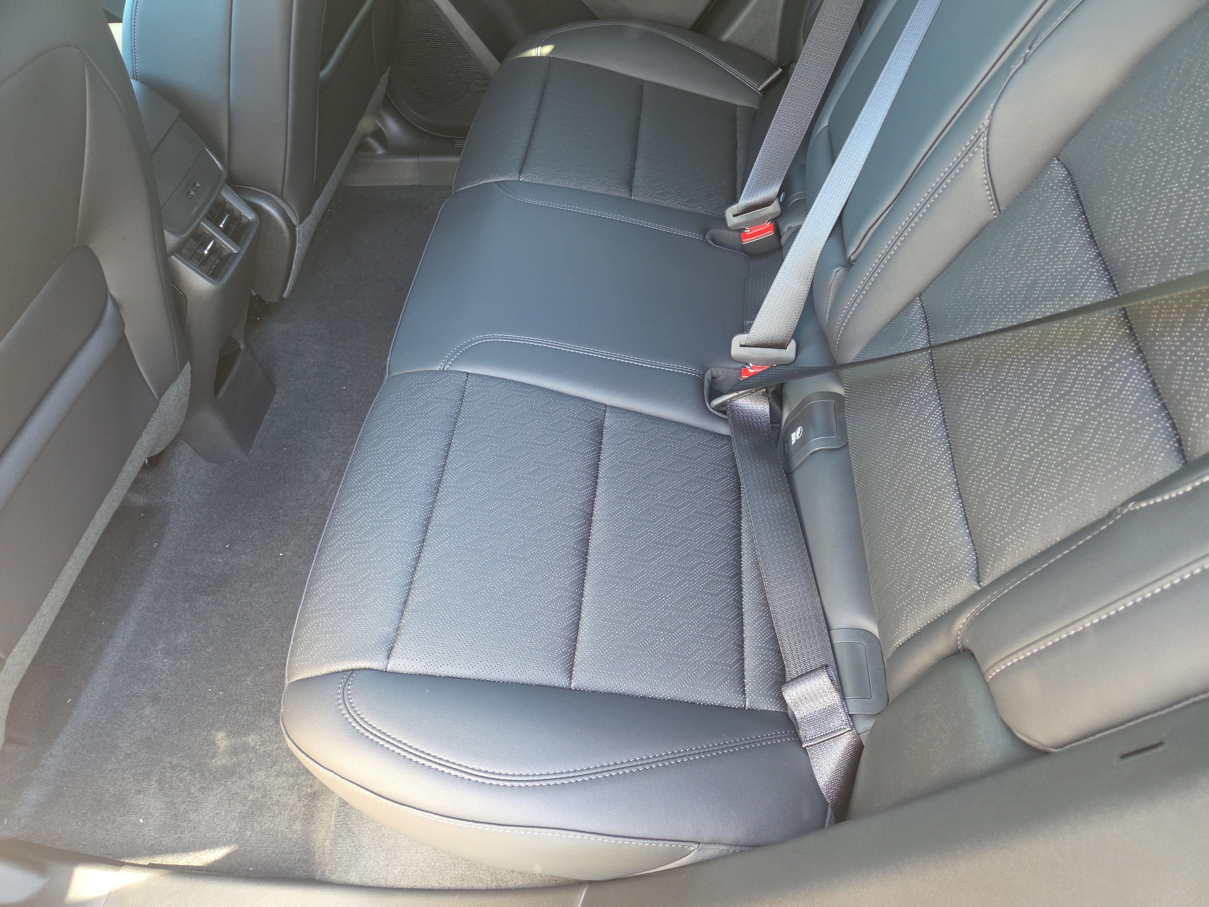 2027 Chevrolet Equinox LT AWD