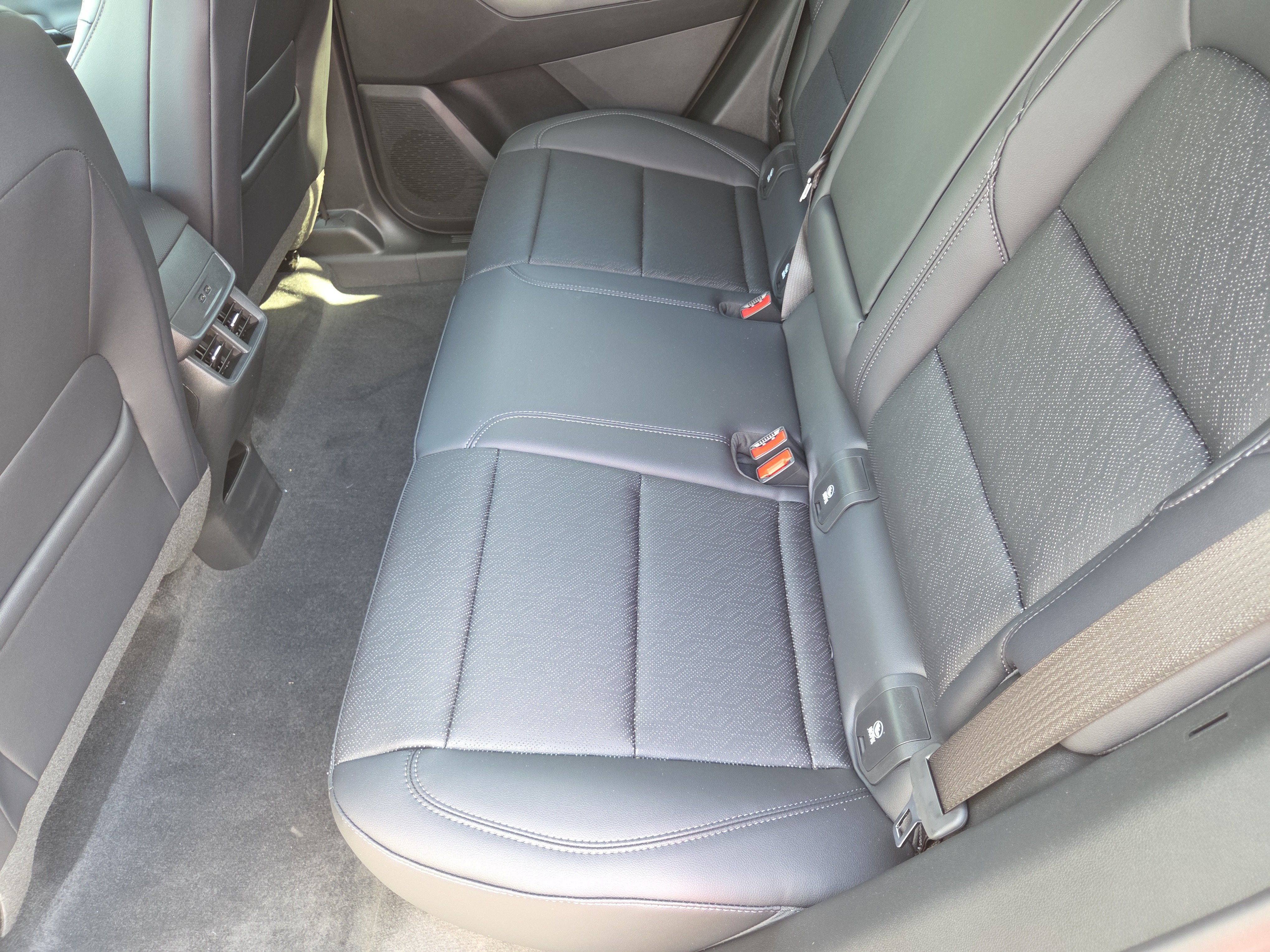 2027 Chevrolet Equinox LT AWD