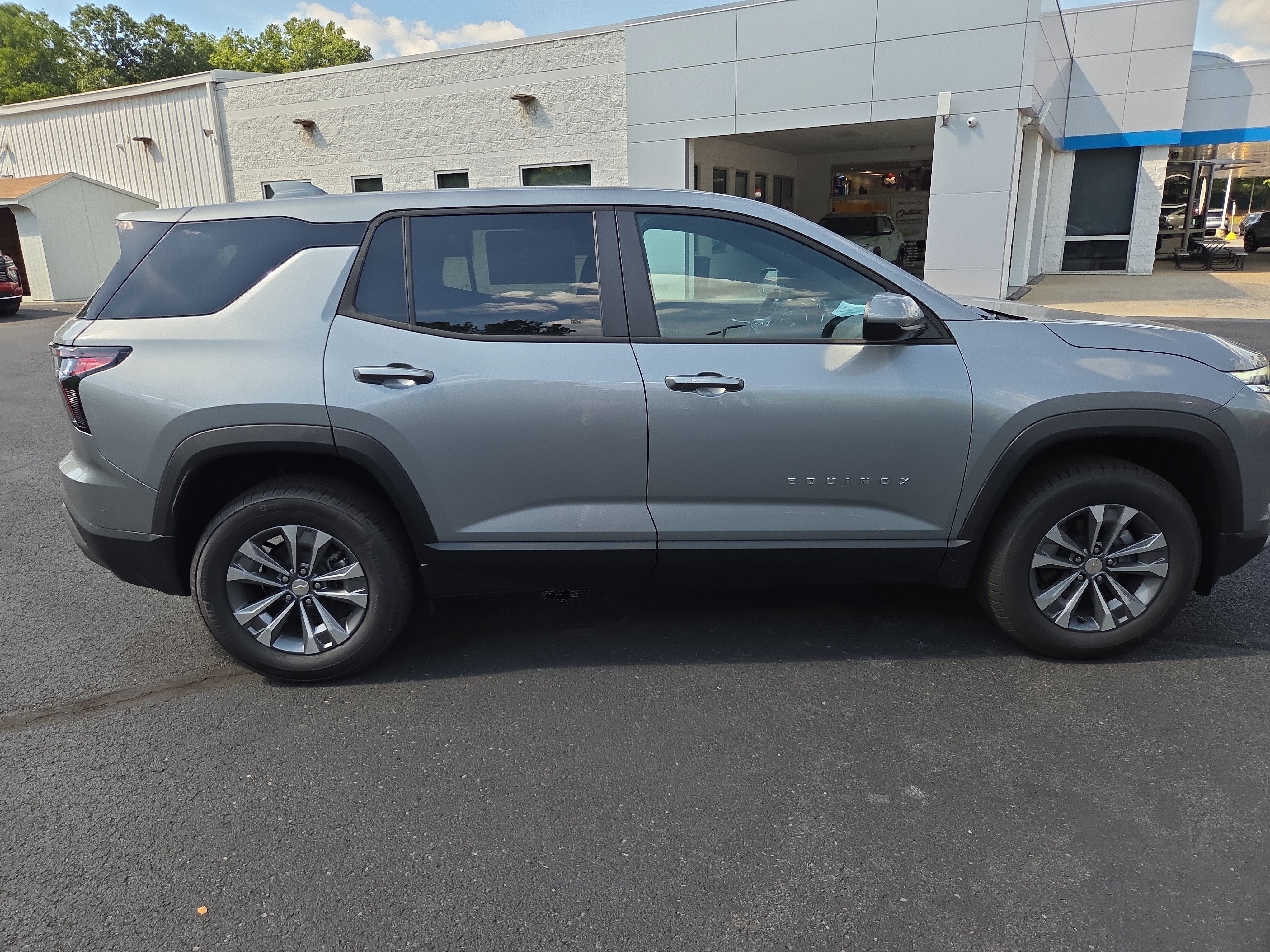 2027 Chevrolet Equinox LT AWD