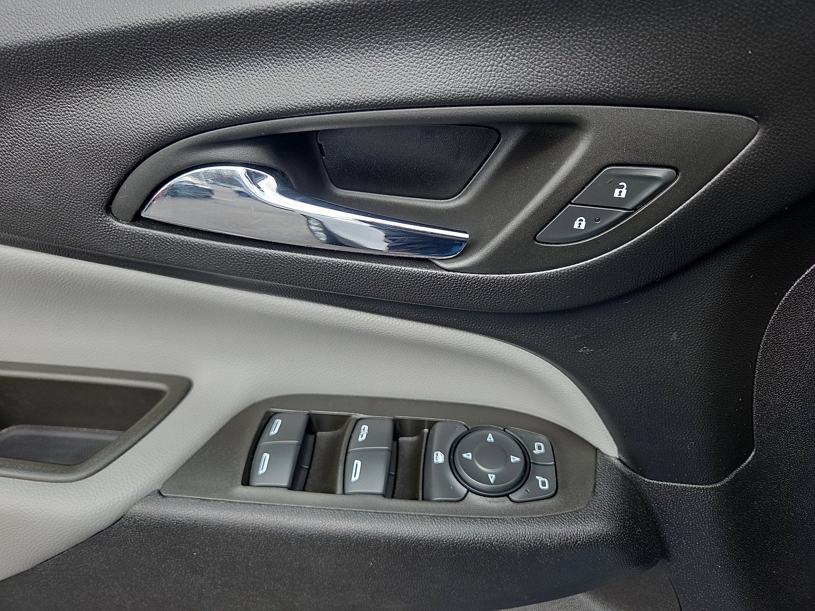 2024 Chevrolet Equinox LS AWD