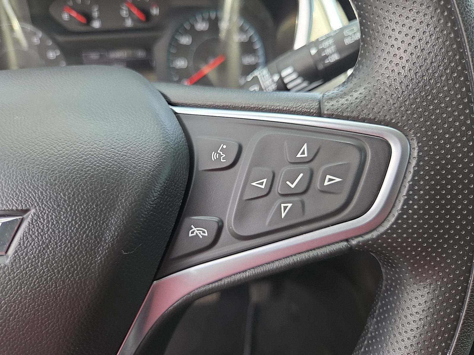 2022 Chevrolet Equinox LS AWD