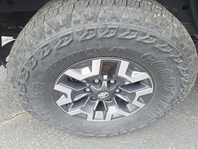 2023 Toyota Tacoma 4WD SR5 4WD