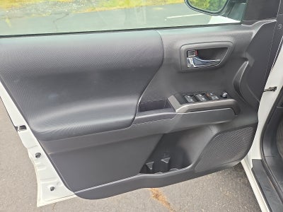 2023 Toyota Tacoma 4WD SR5 4WD