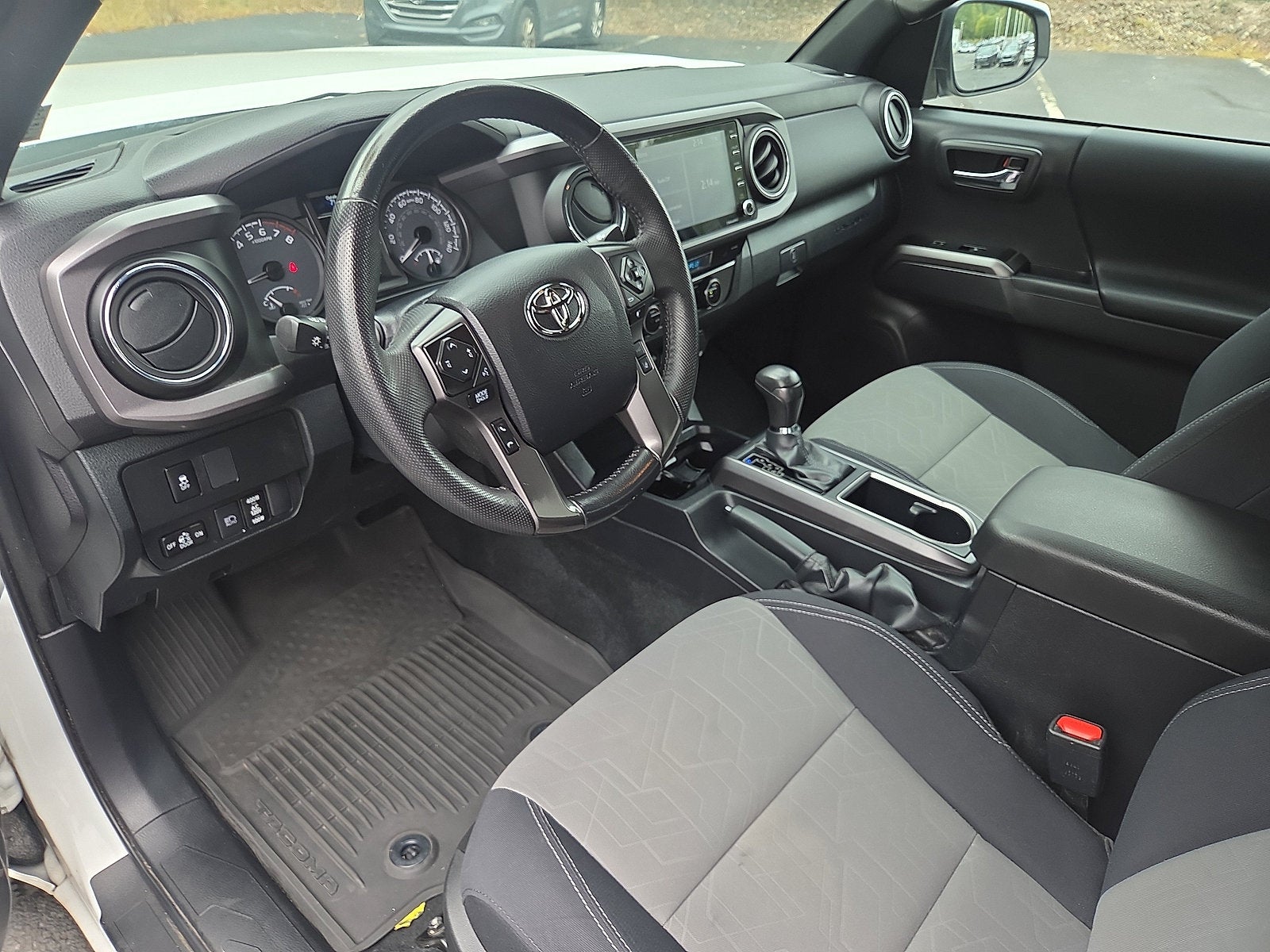 2023 Toyota Tacoma 4WD SR5 4WD