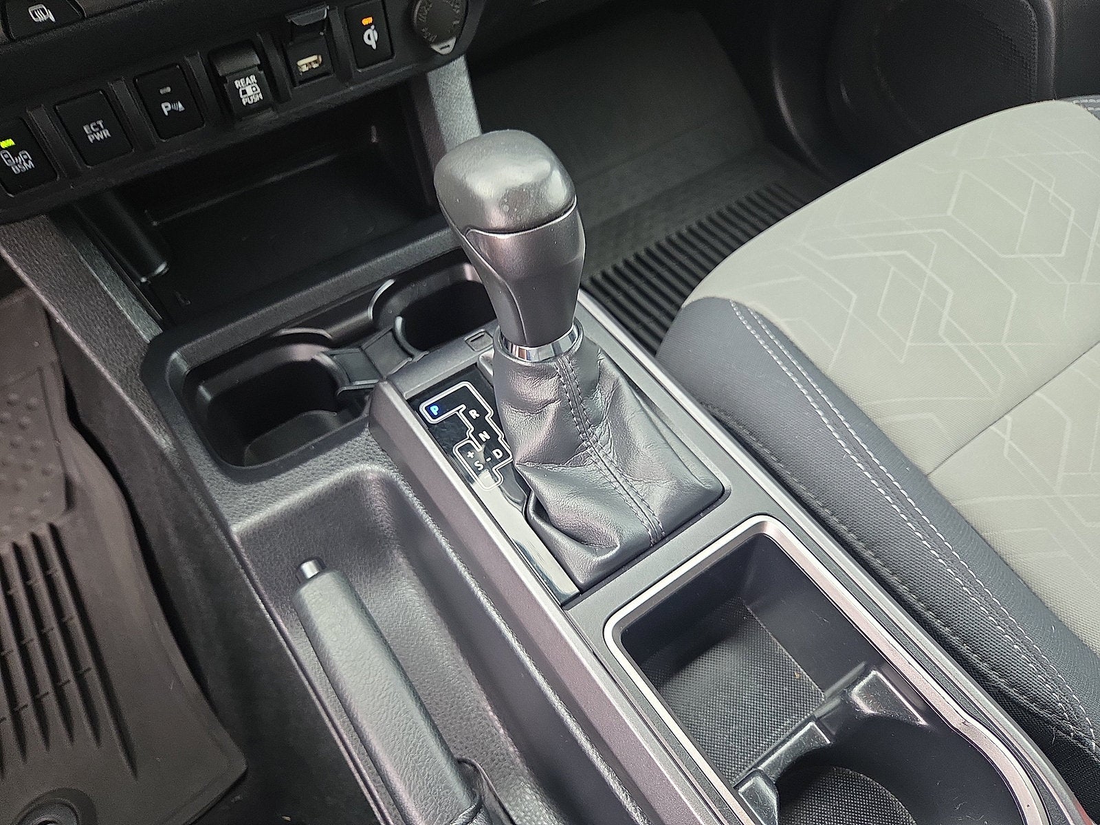 2023 Toyota Tacoma 4WD SR5 4WD