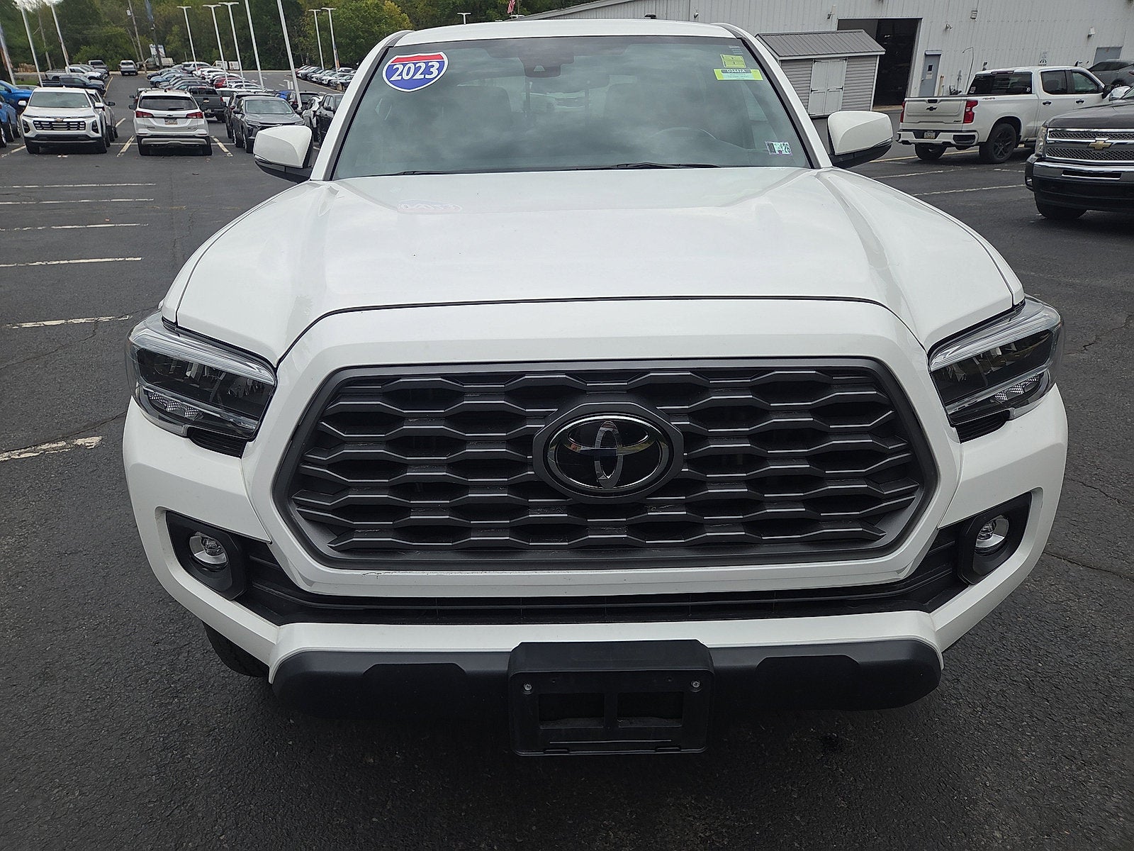 2023 Toyota Tacoma 4WD SR5 4WD