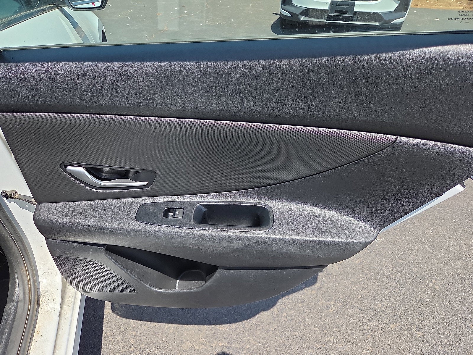 2022 Hyundai Elantra SEL FWD