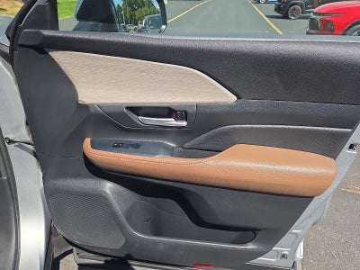 2024 Toyota Grand Highlander XLE AWD