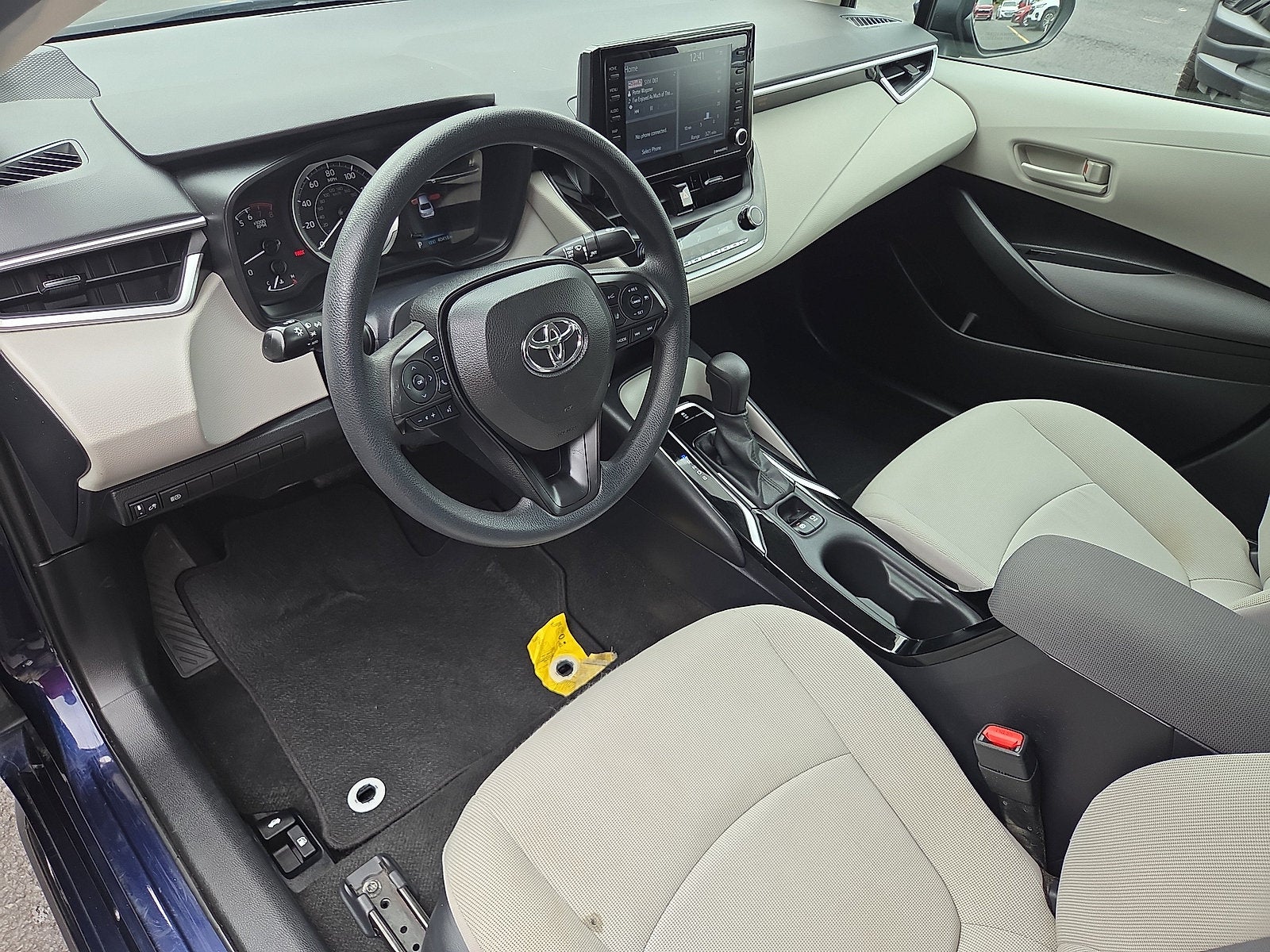 2022 Toyota Corolla LE FWD