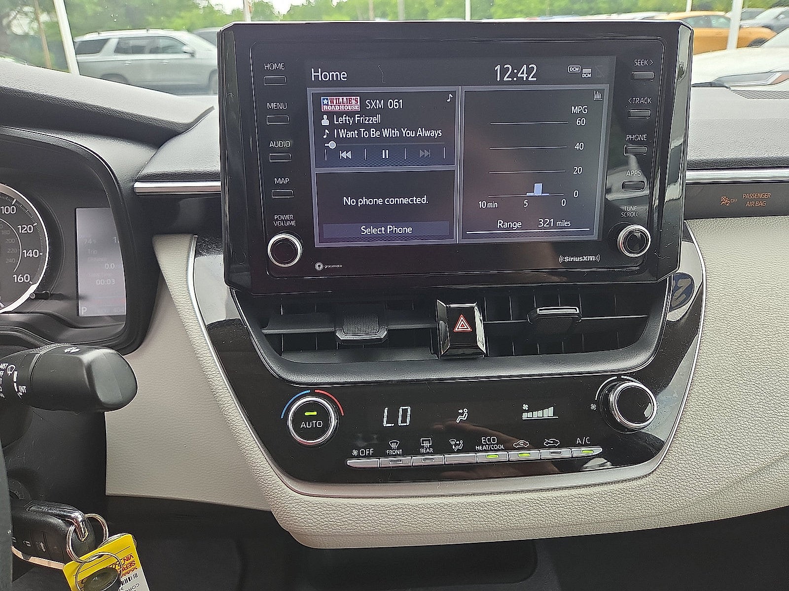 2022 Toyota Corolla LE FWD