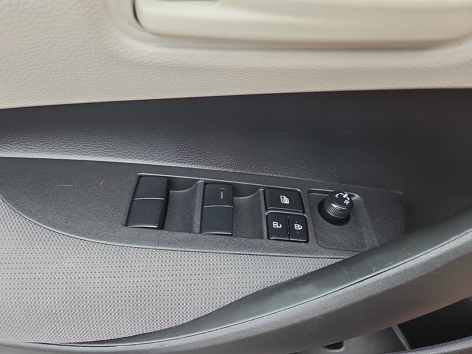 2022 Toyota Corolla LE FWD