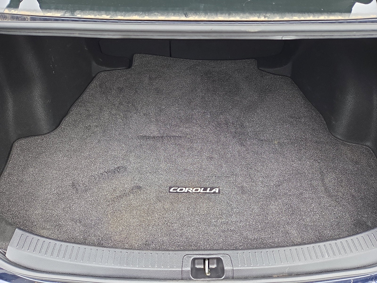 2022 Toyota Corolla LE FWD