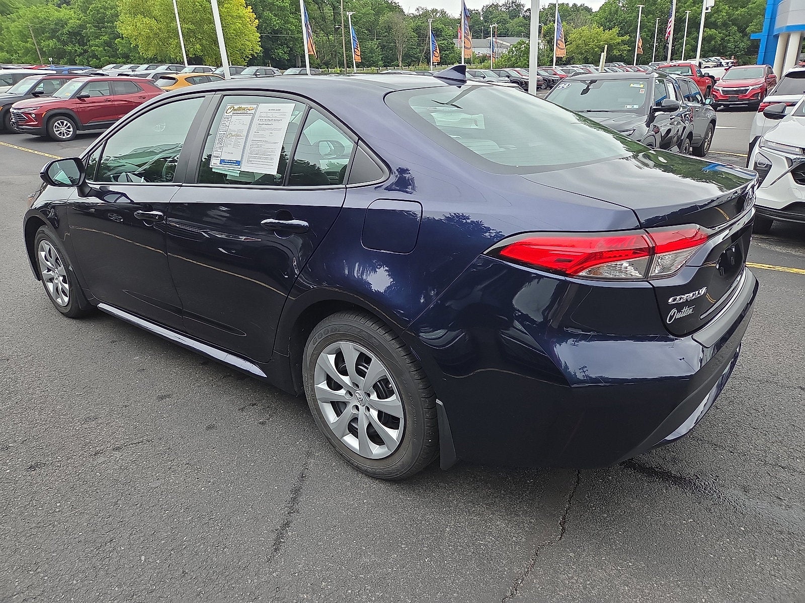 2022 Toyota Corolla LE FWD