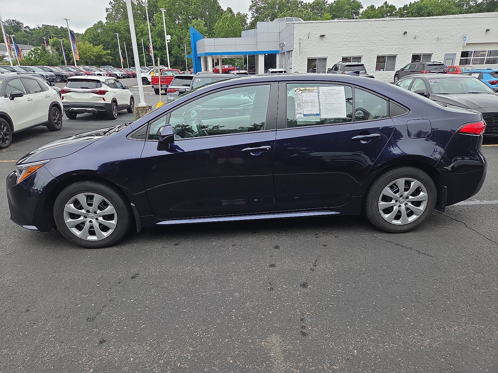 2022 Toyota Corolla LE FWD