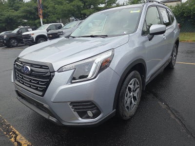 2023 Subaru Forester Premium AWD