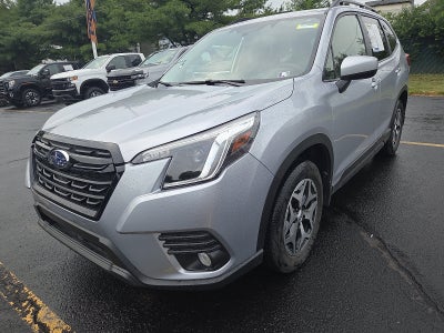 2023 Subaru Forester Premium AWD
