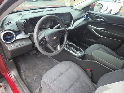 2024 Chevrolet Trax LS FWD