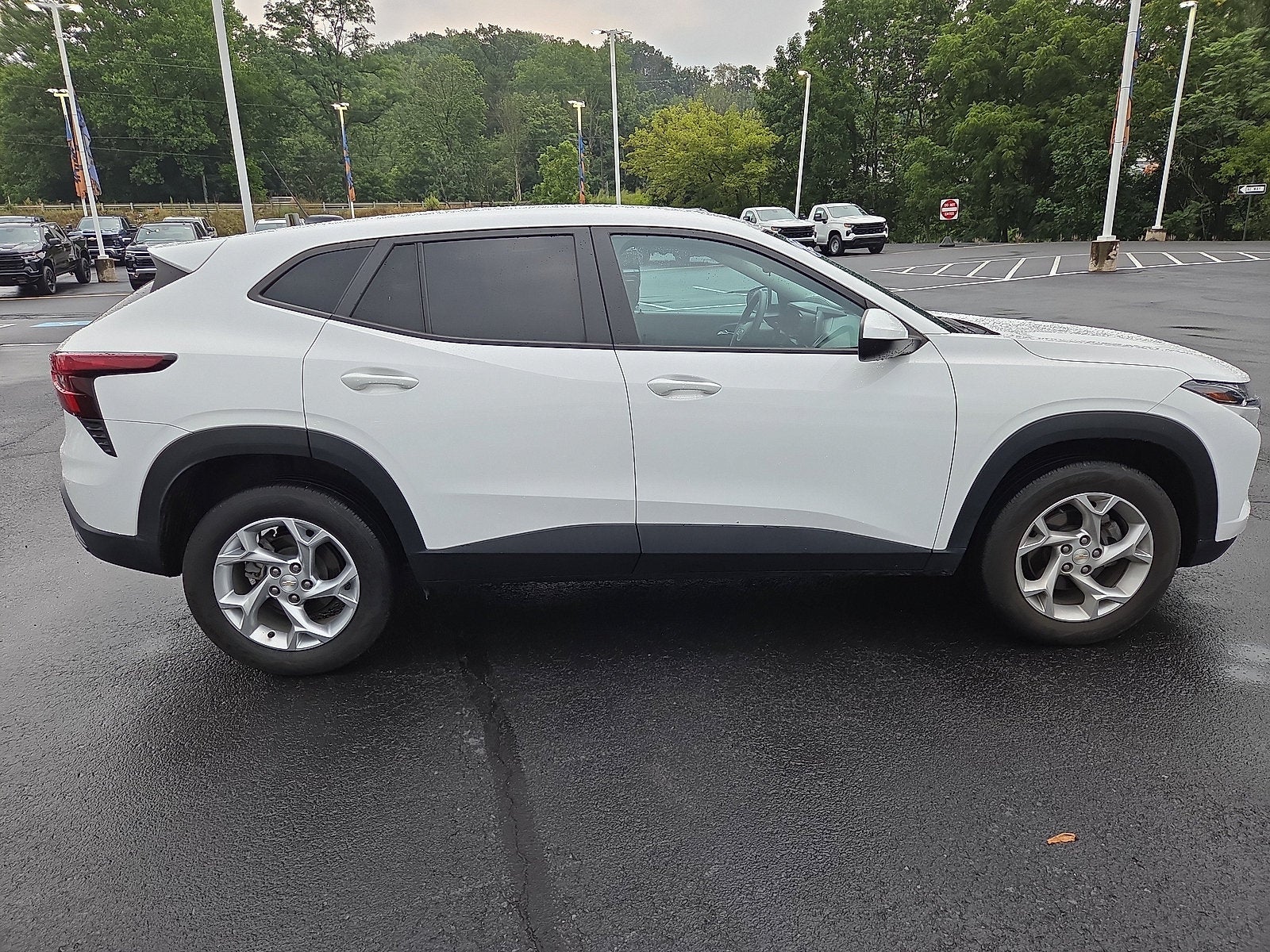 2024 Chevrolet Trax LS FWD