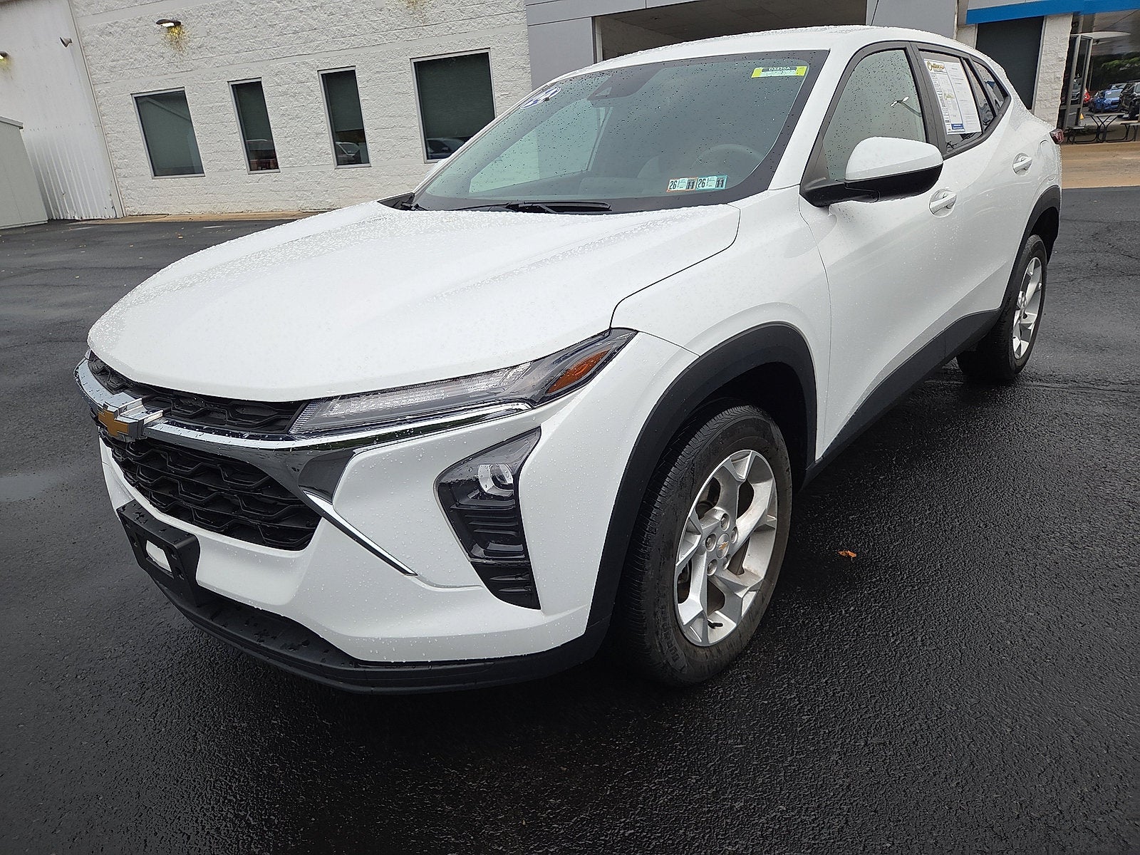 2024 Chevrolet Trax LS FWD