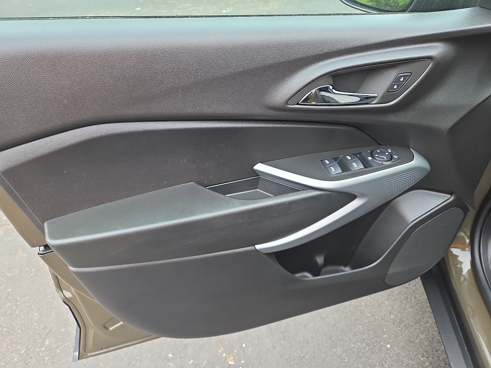 2024 Chevrolet Trax LS FWD