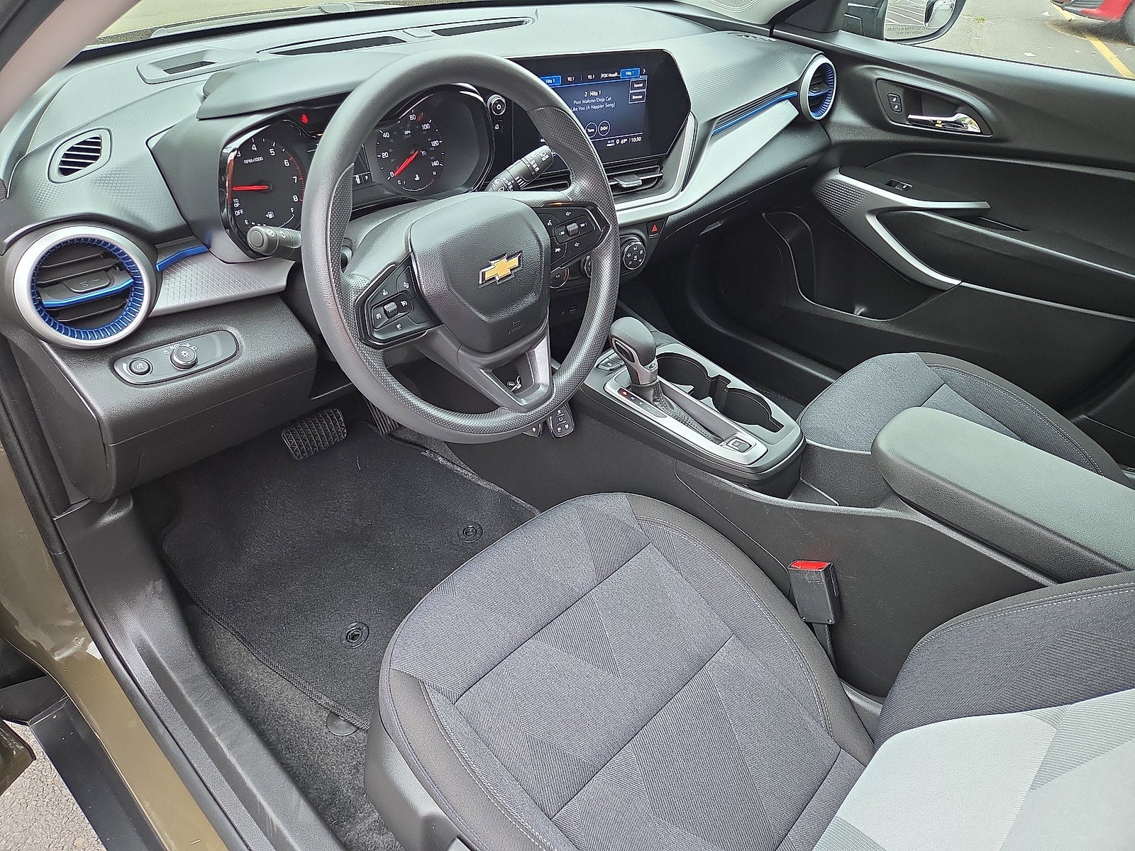 2024 Chevrolet Trax LS FWD