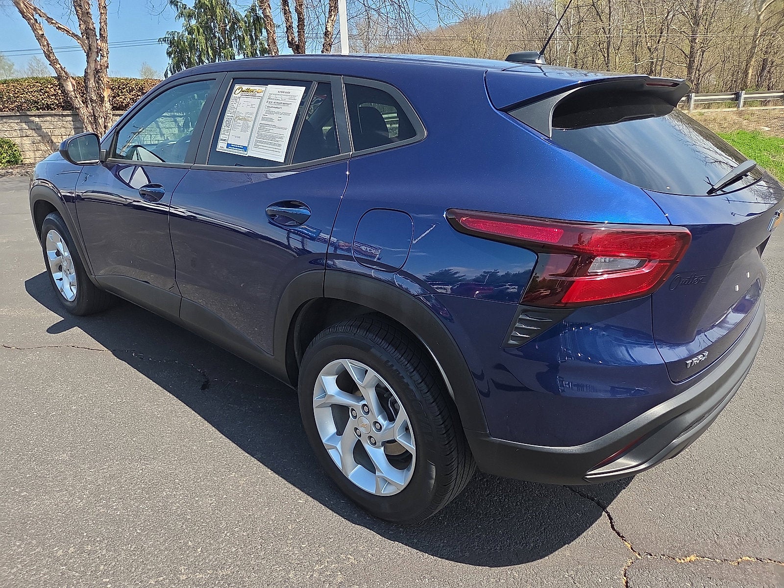 2024 Chevrolet Trax LS FWD