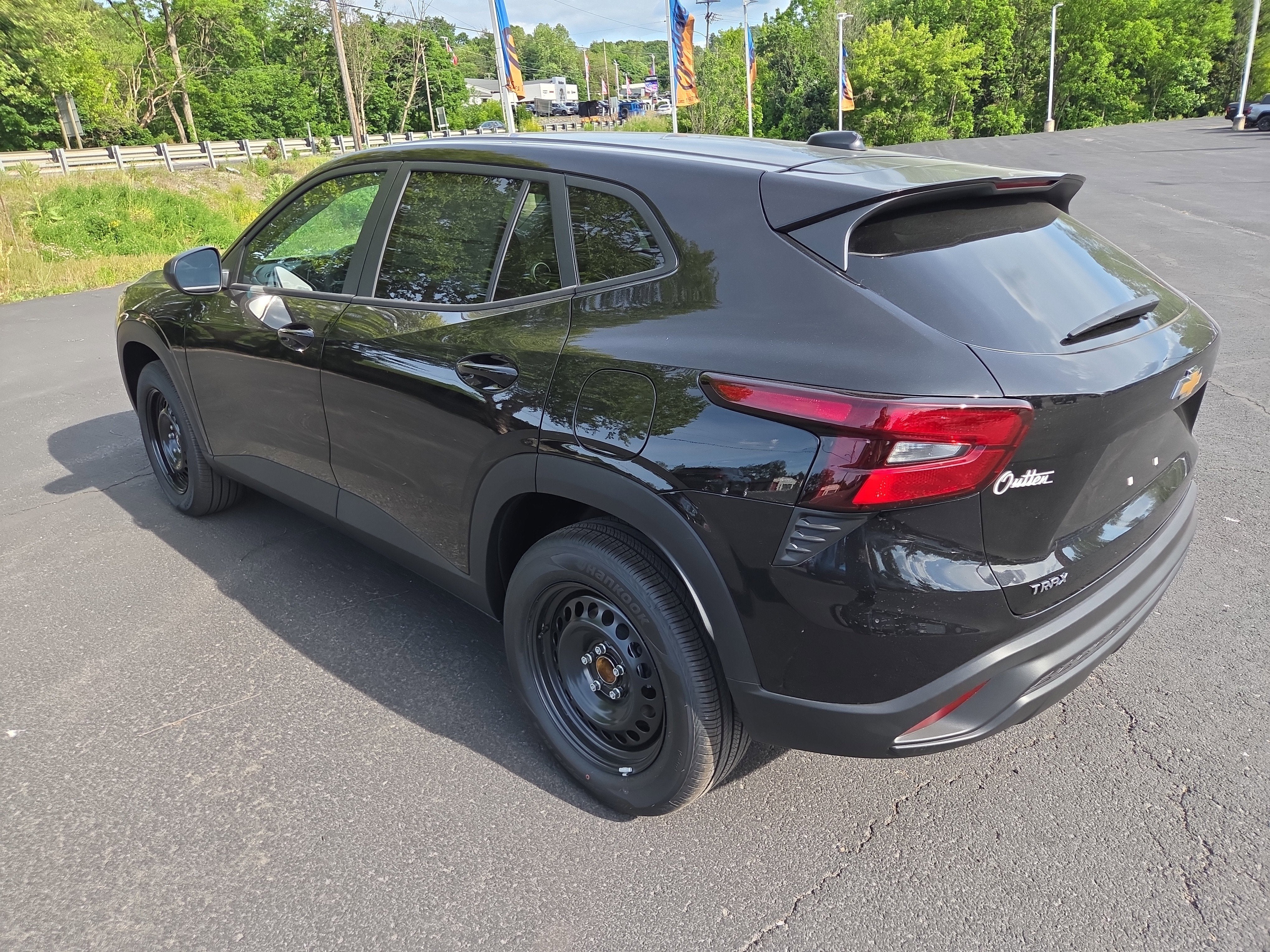 2026 Chevrolet Trax LS FWD