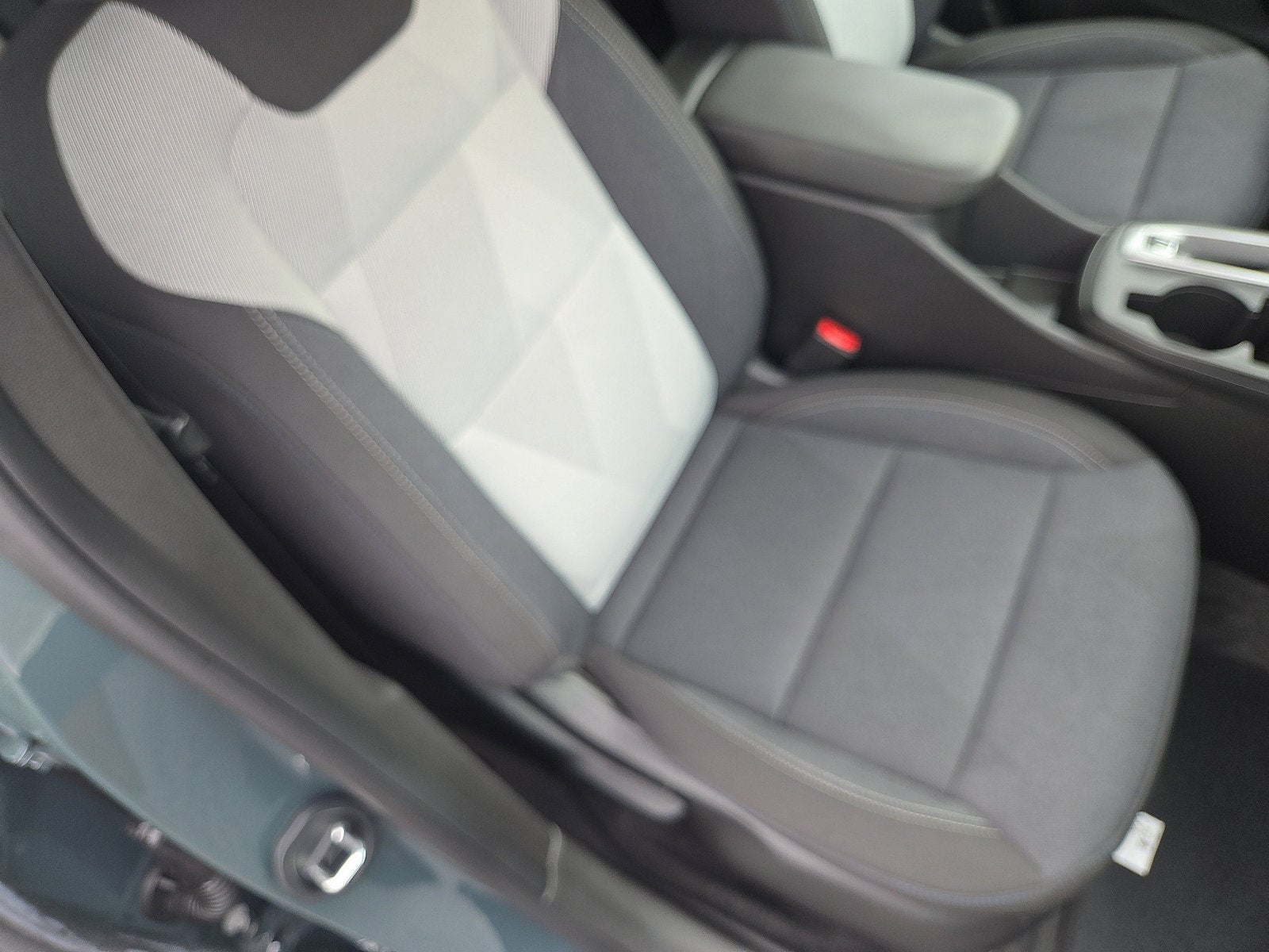 2025 Chevrolet Trax LS FWD
