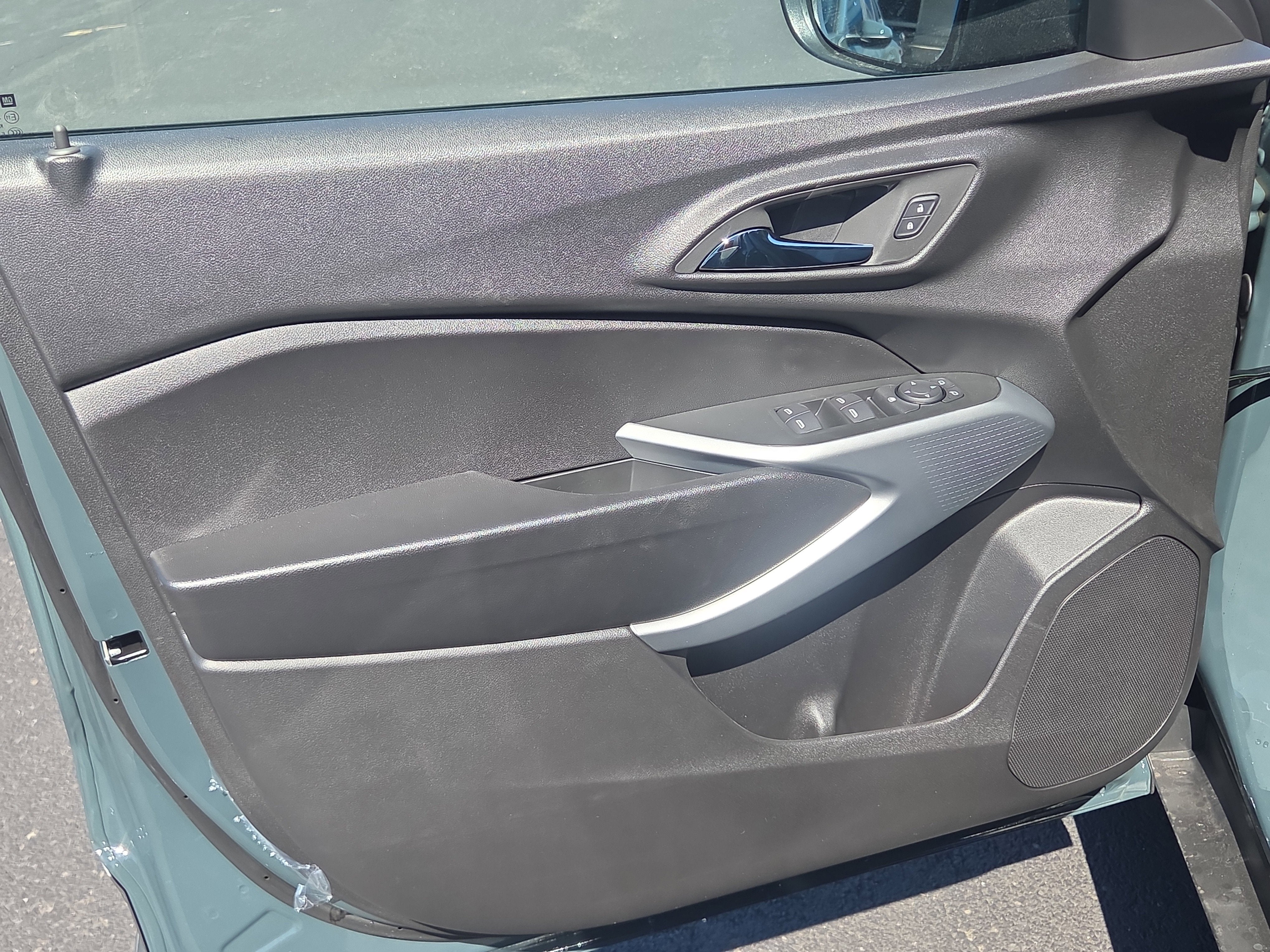 2026 Chevrolet Trax LS FWD