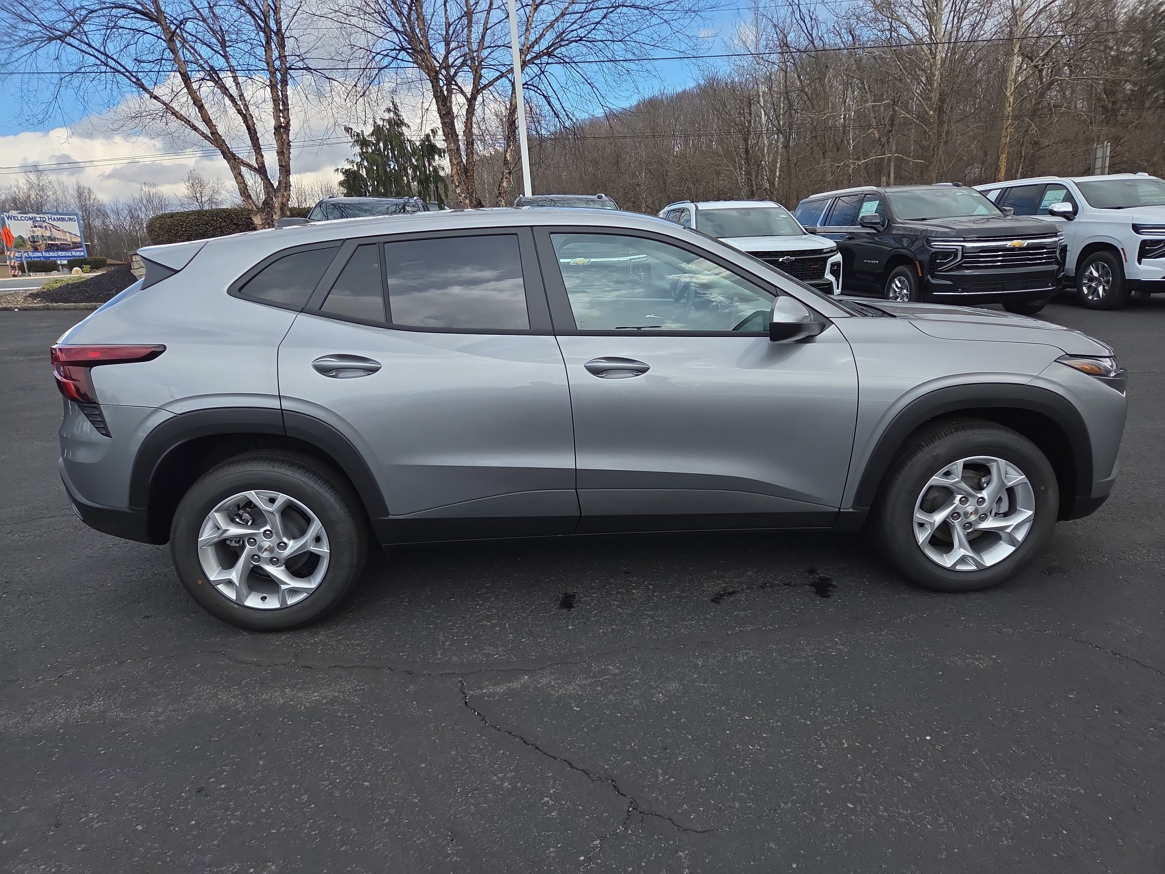 2026 Chevrolet Trax LS FWD