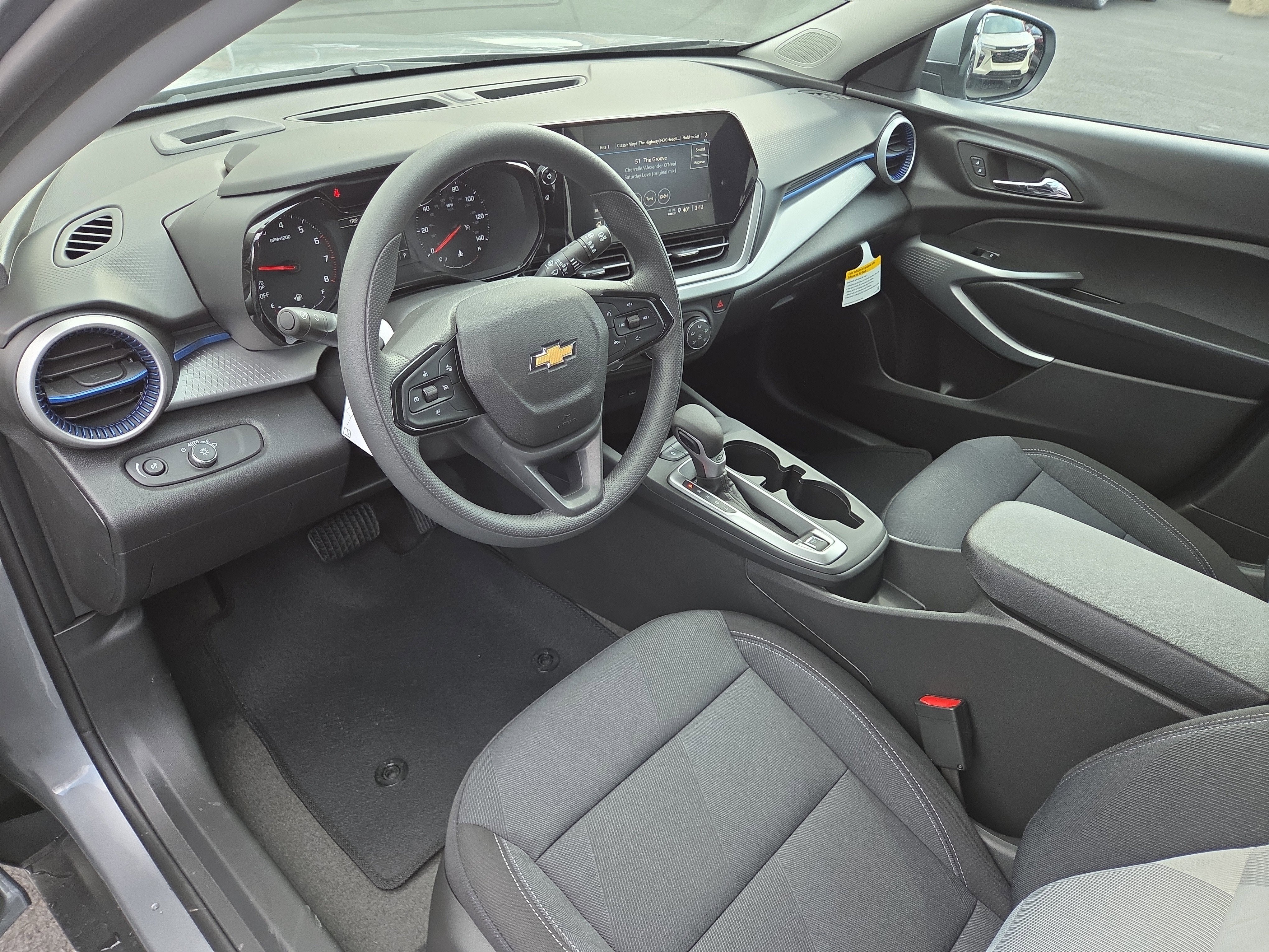 2026 Chevrolet Trax LS FWD