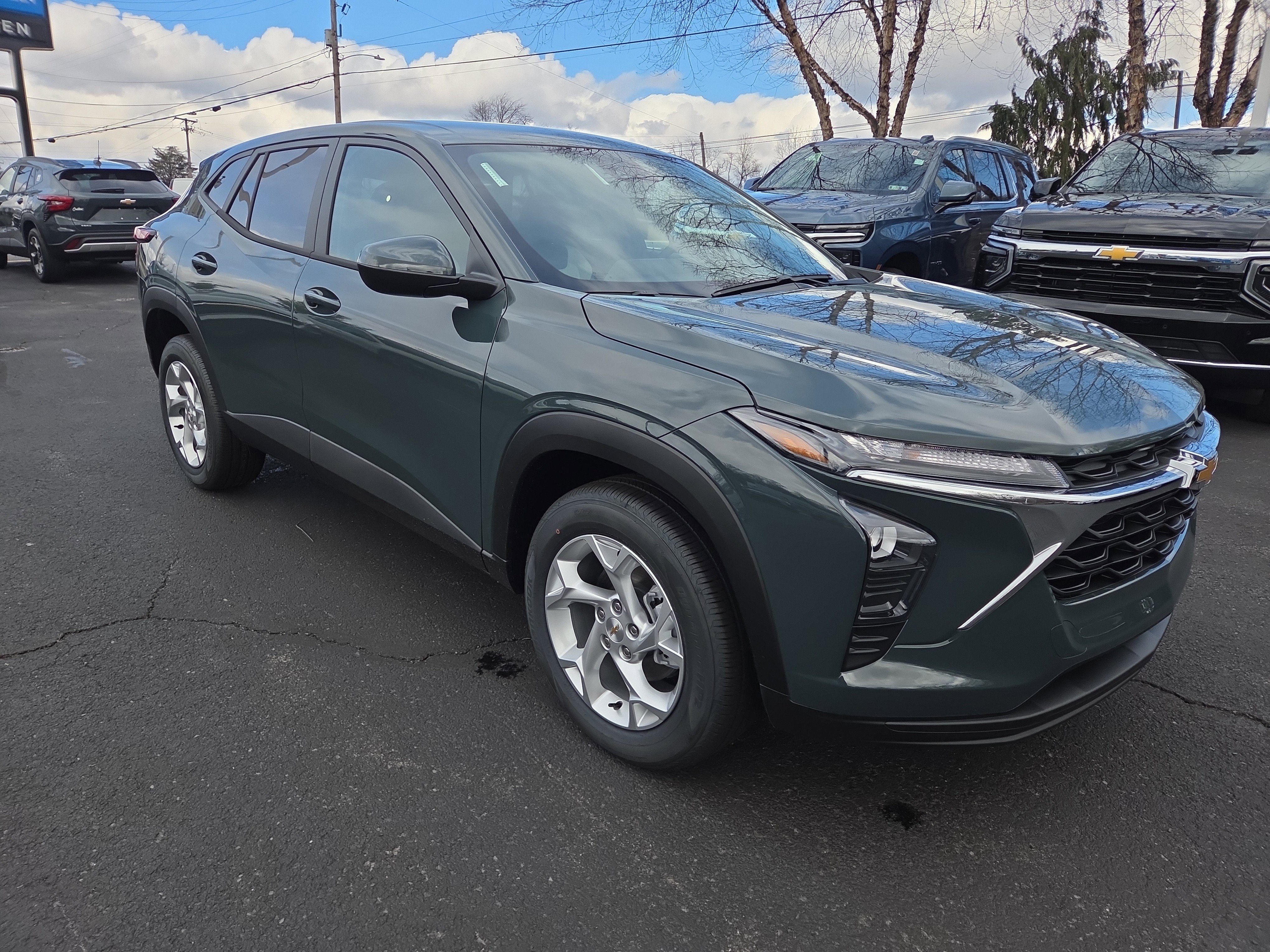 2026 Chevrolet Trax LS FWD