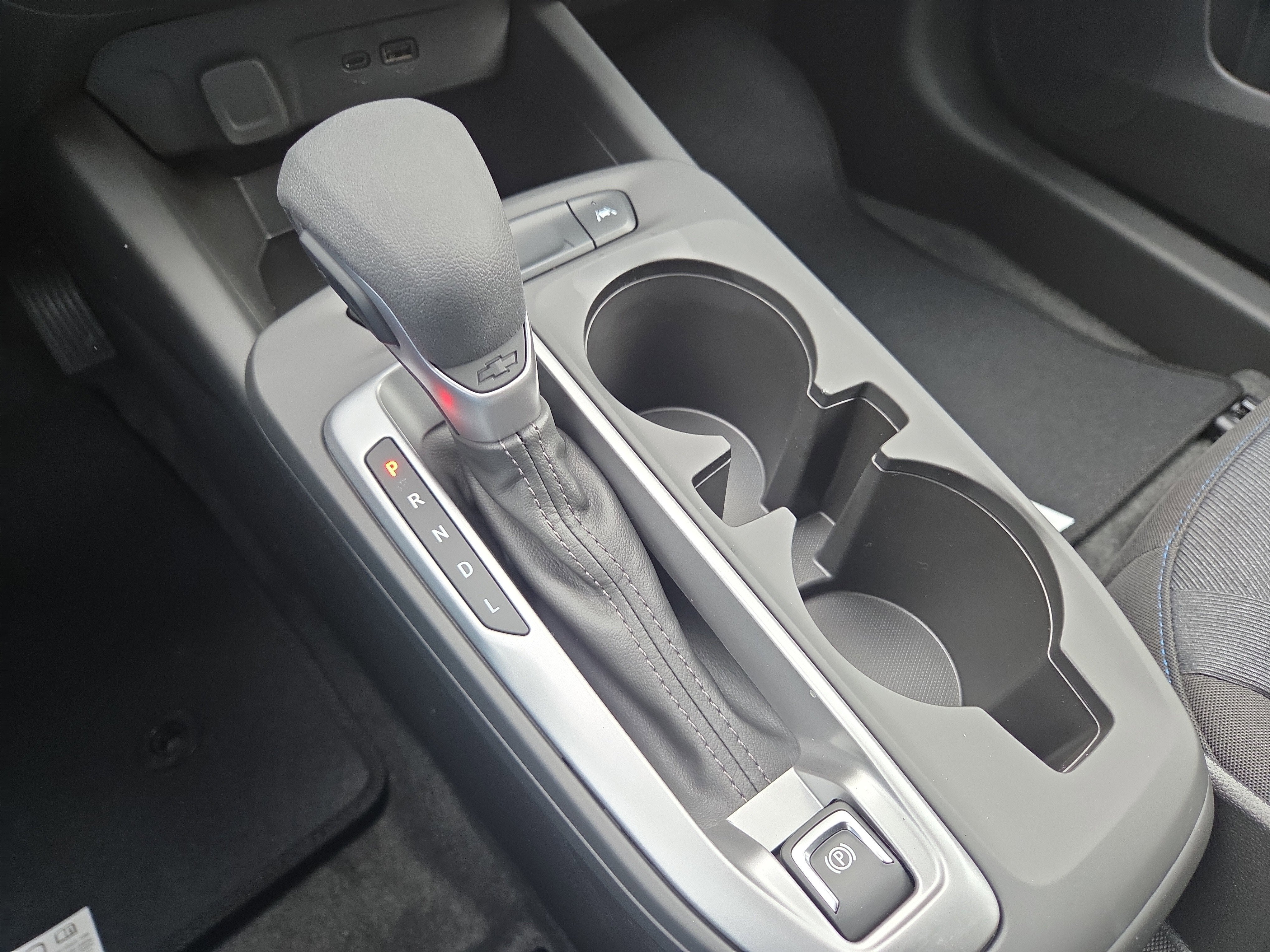 2026 Chevrolet Trax LS FWD