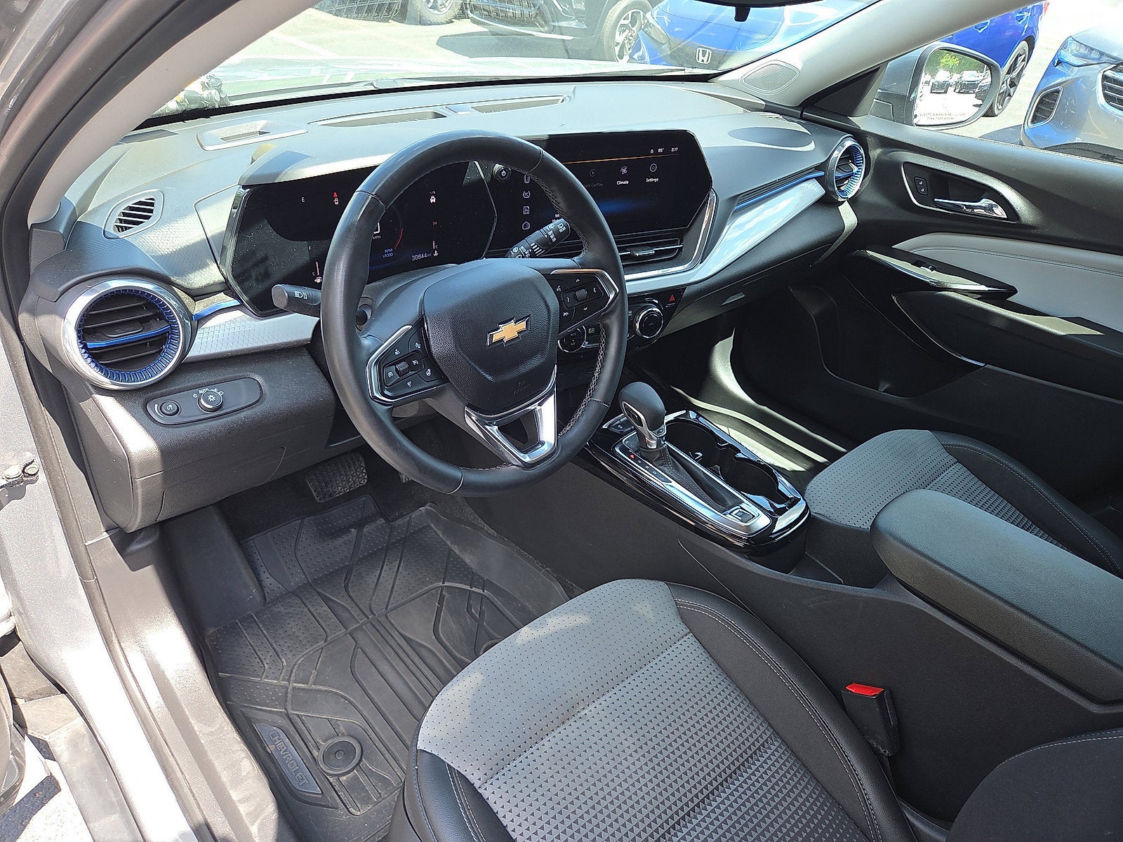 2024 Chevrolet Trax LT FWD